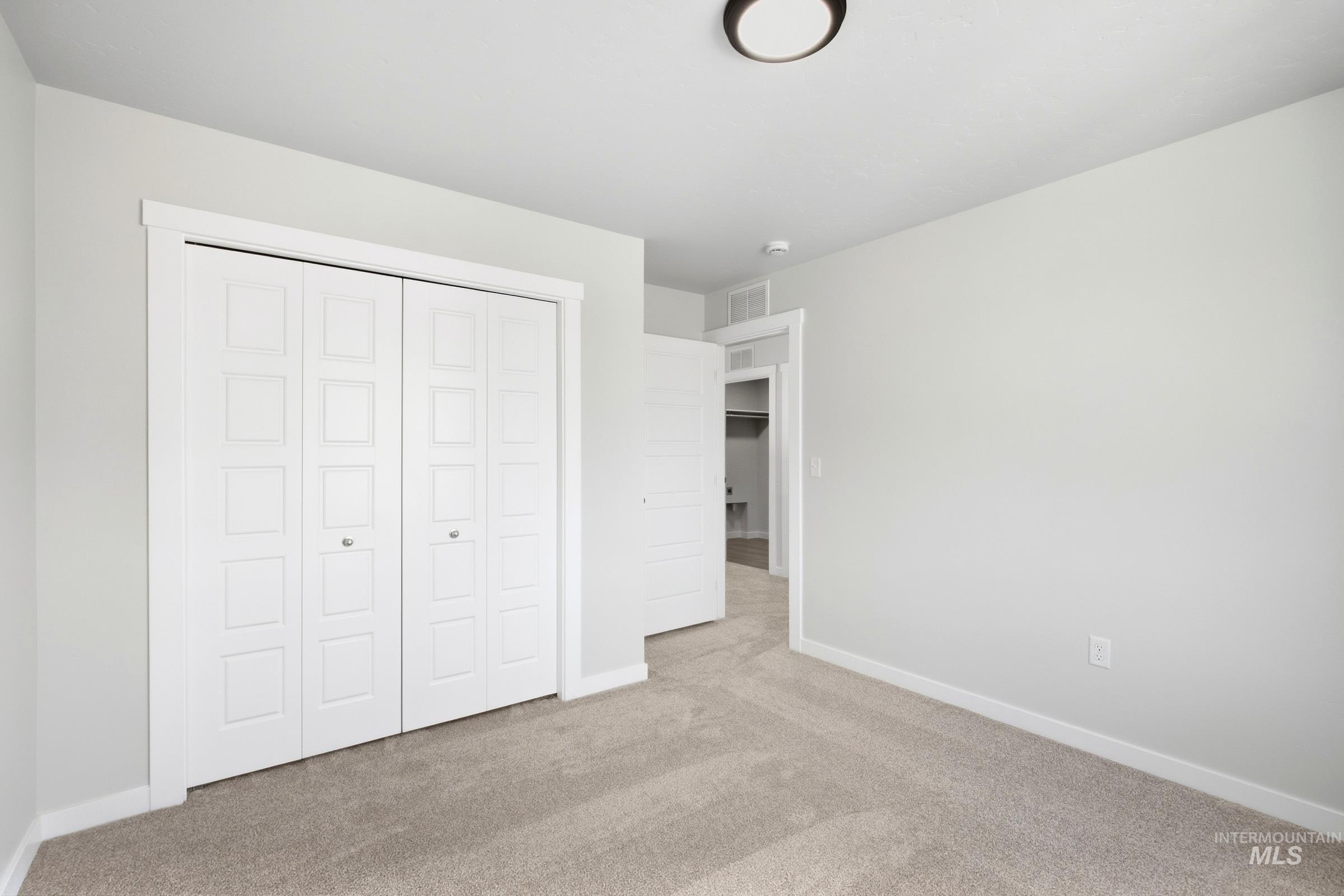 588 N Palaestra Ave Property Photo 21
