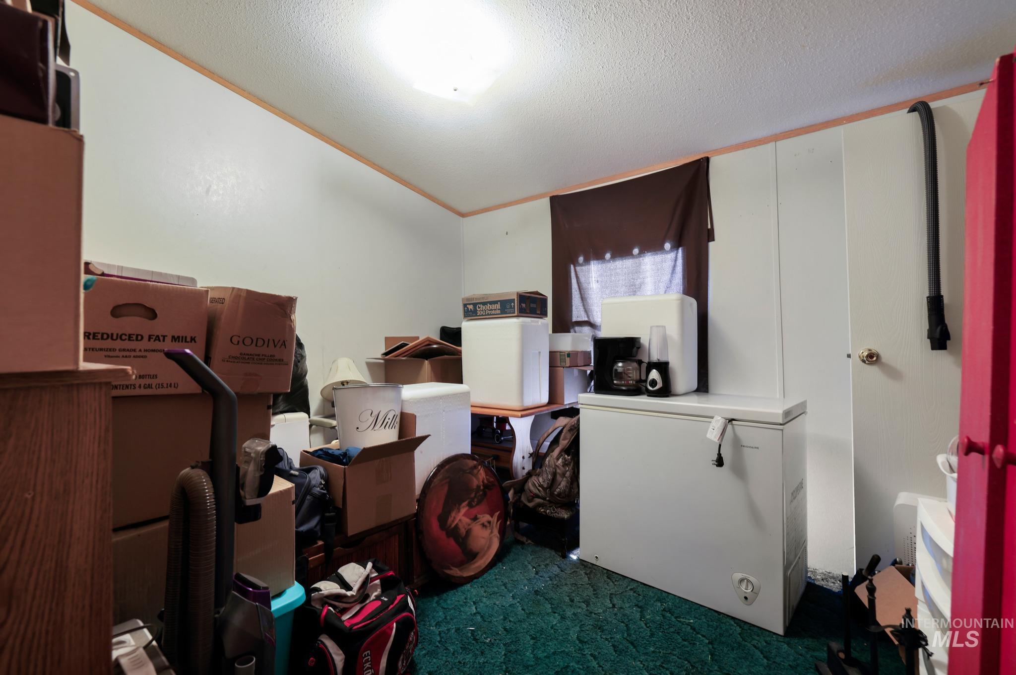 2173 S 1800 E Property Photo 5
