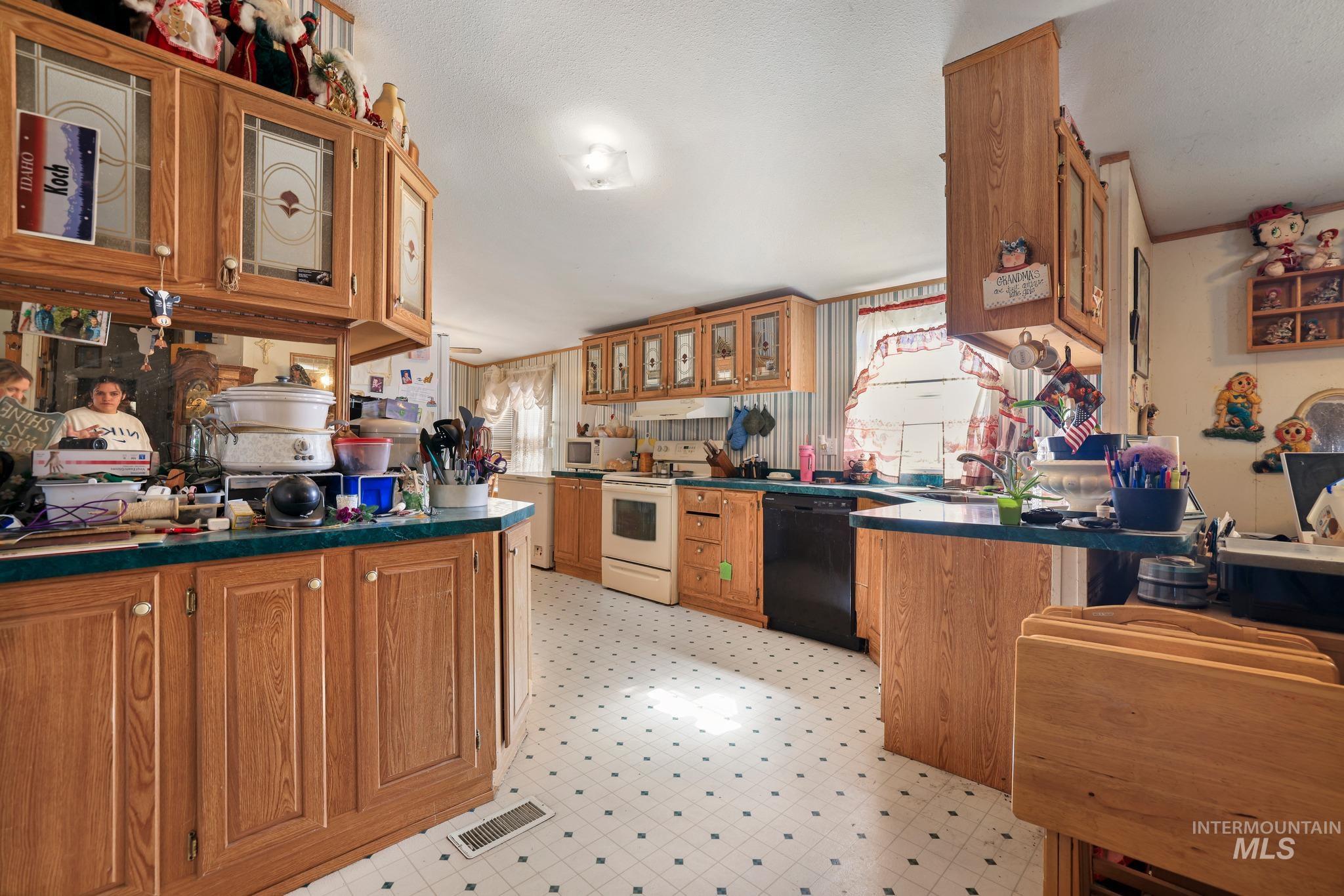 2173 S 1800 E Property Photo 7