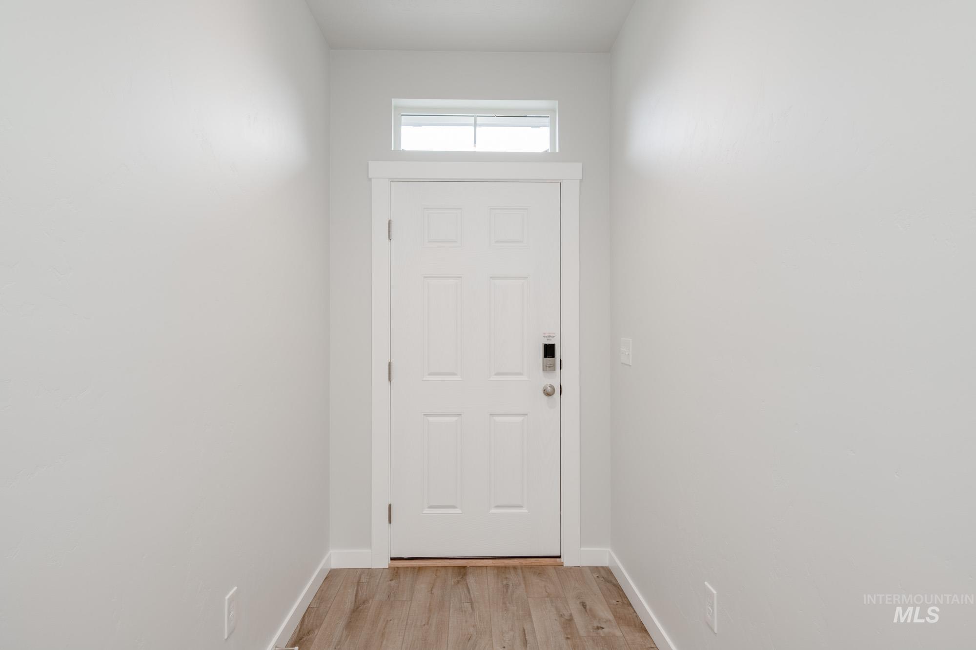 9084 W Violet St Property Photo 2