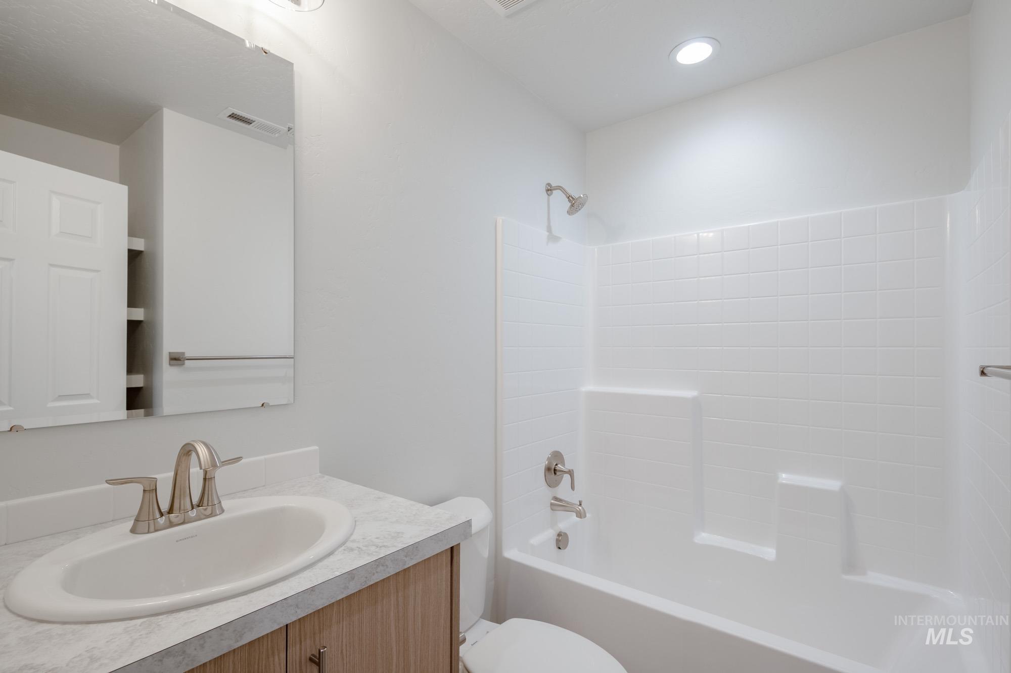 9084 W Violet St Property Photo 16