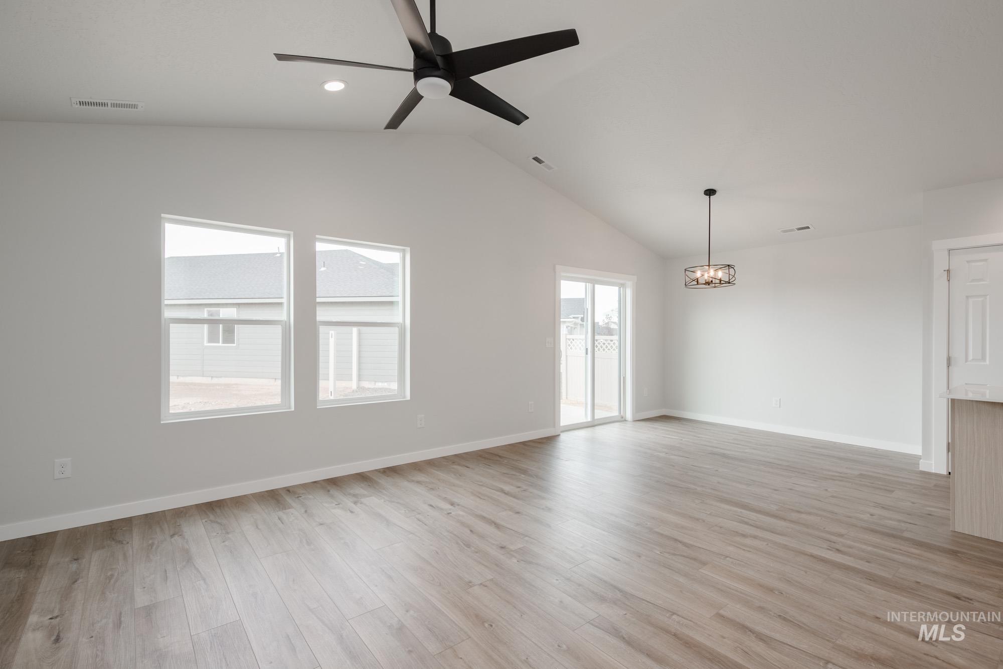 9084 W Violet St Property Photo 19