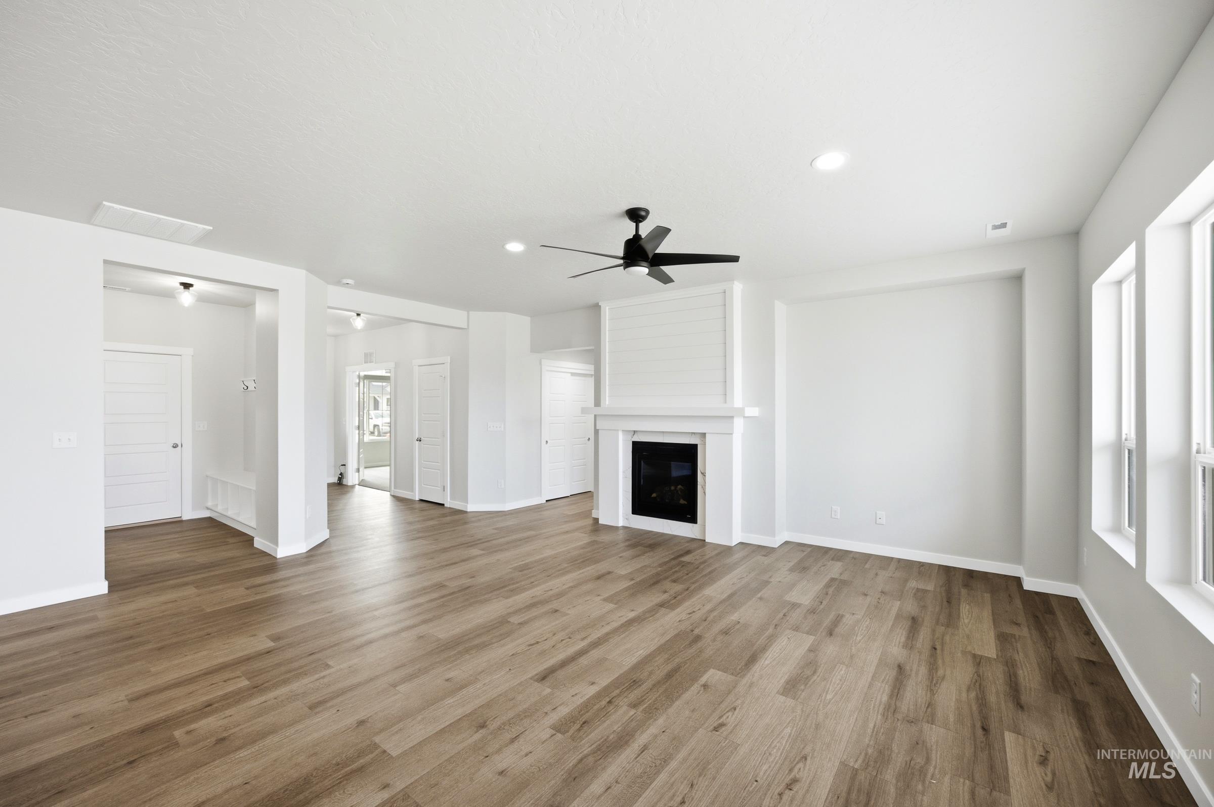 5340 E Phelps Lake Dr Property Photo 8