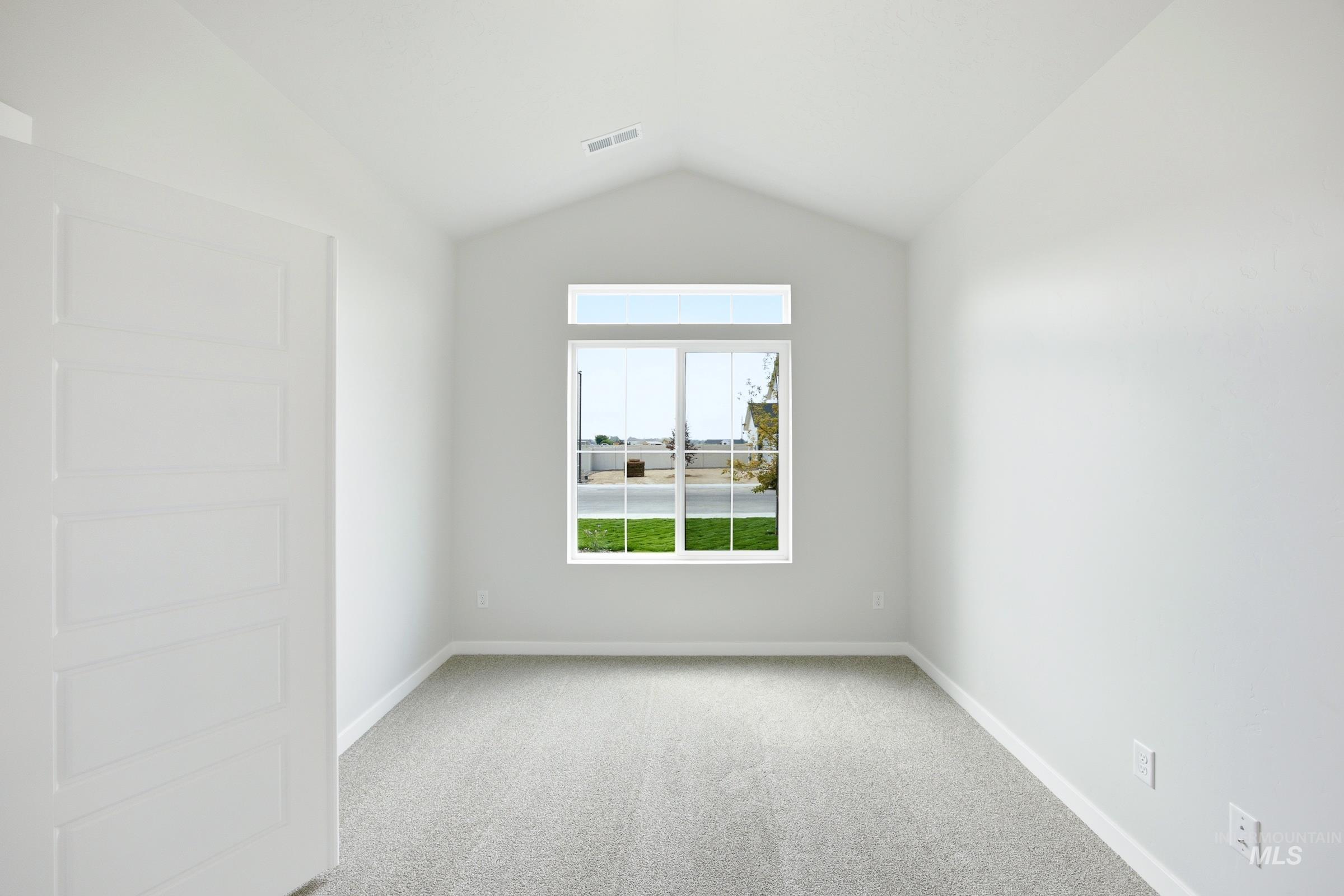 5340 E Phelps Lake Dr Property Photo 10