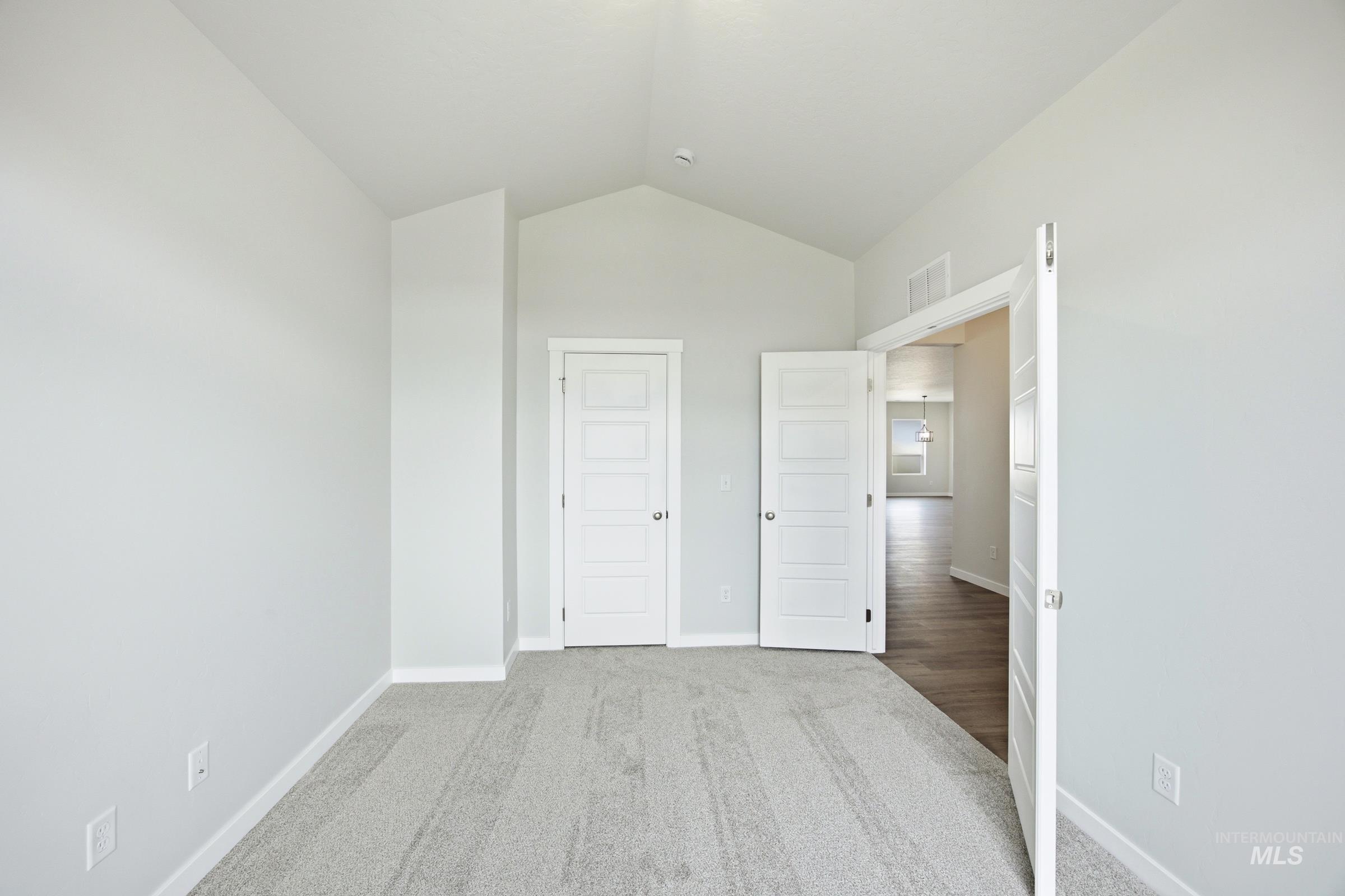 5340 E Phelps Lake Dr Property Photo 11