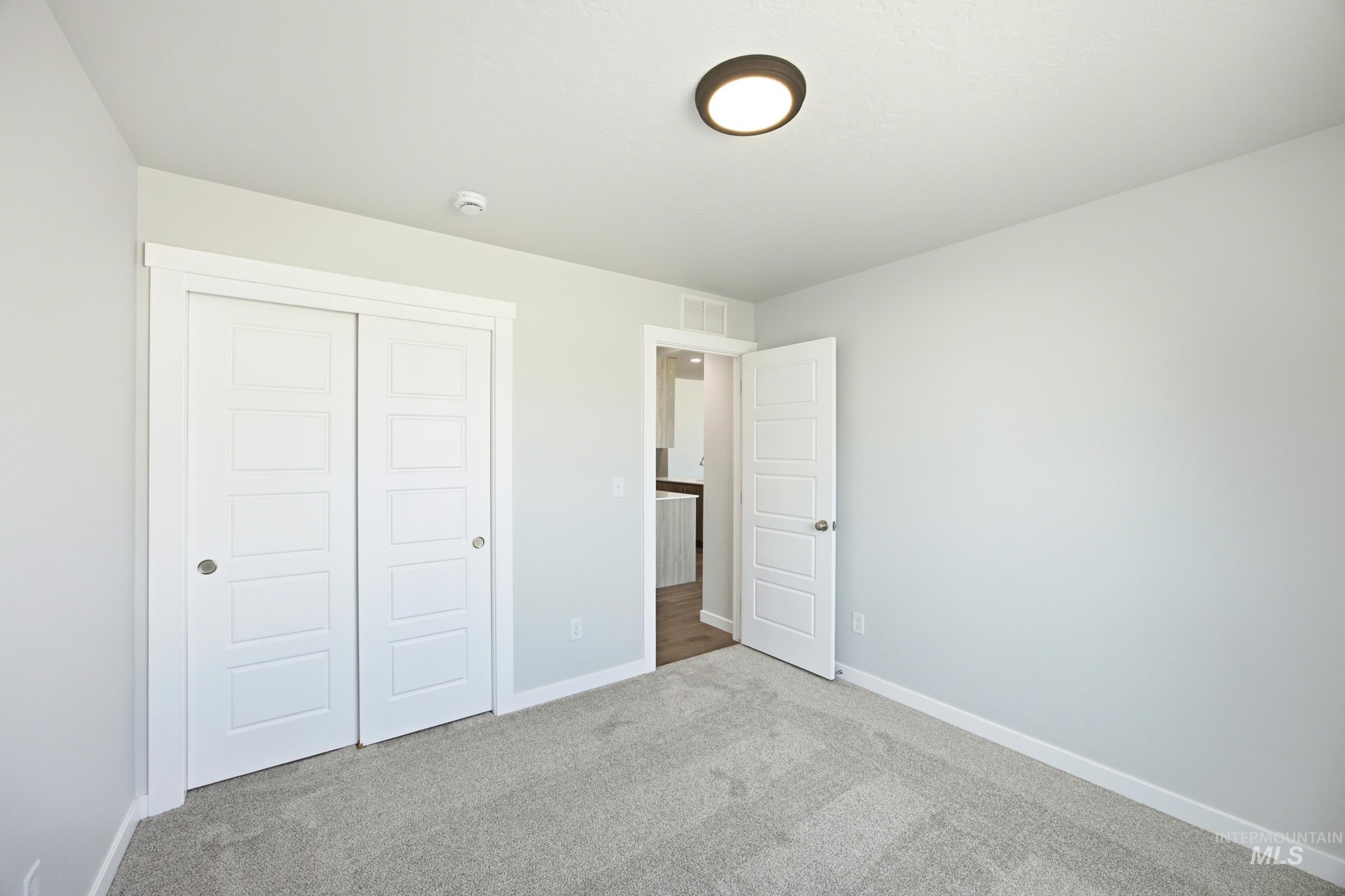 5340 E Phelps Lake Dr Property Photo 13
