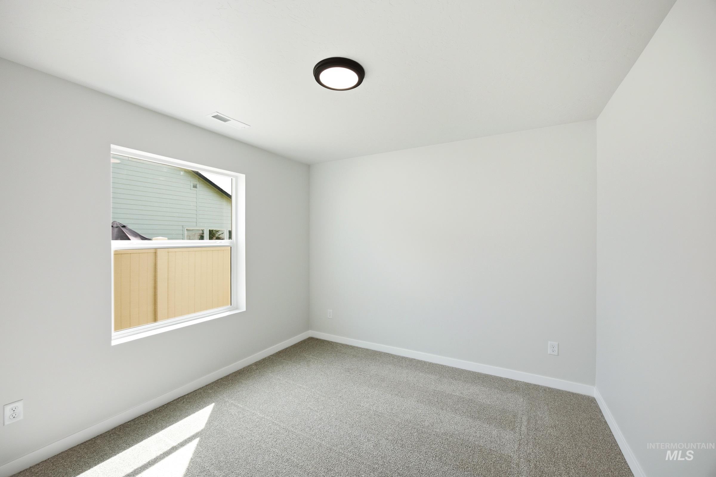 5340 E Phelps Lake Dr Property Photo 14