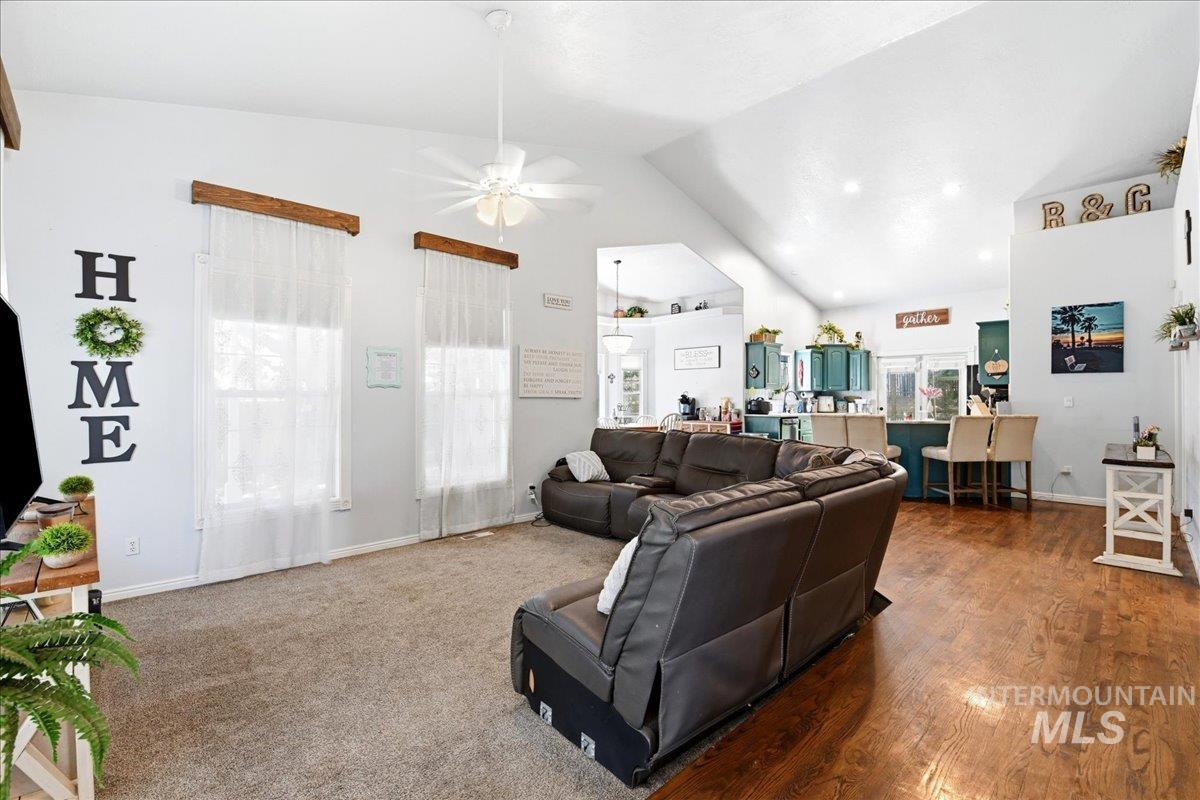 23157 Forest Hills Loop Property Photo 7