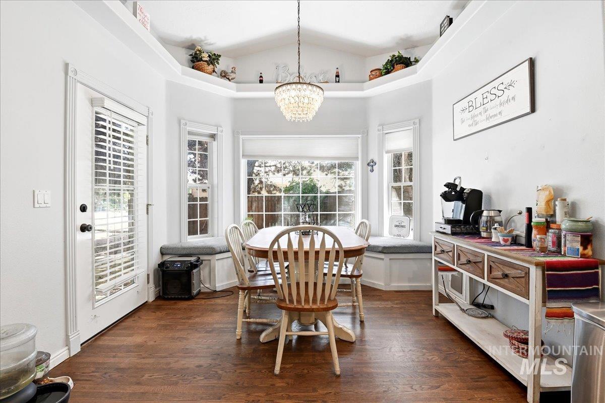 23157 Forest Hills Loop Property Photo 17