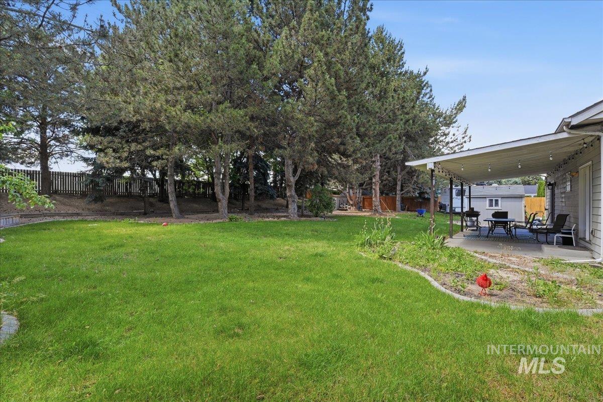 23157 Forest Hills Loop Property Photo 32