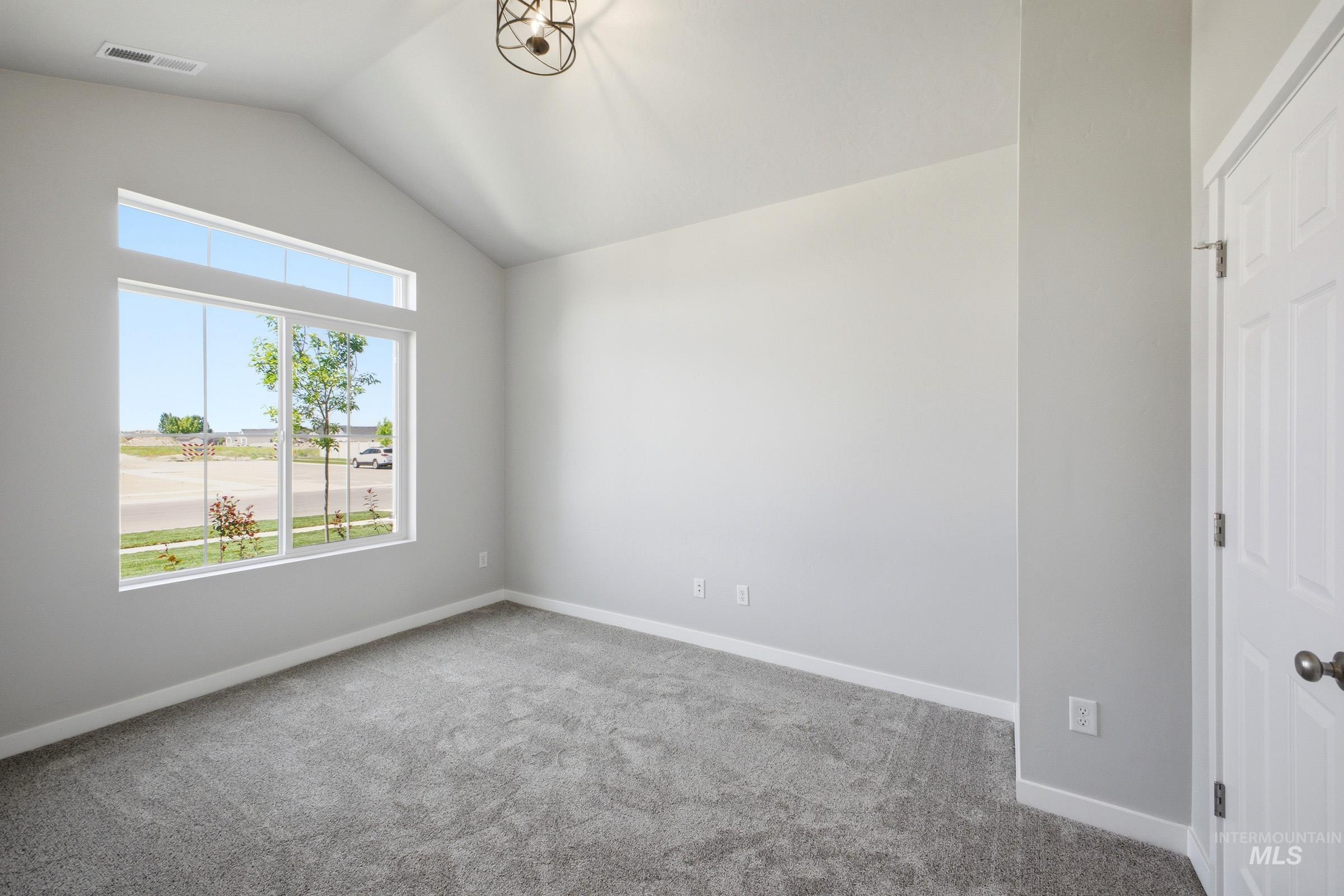 1770 Dyer St Property Photo 11