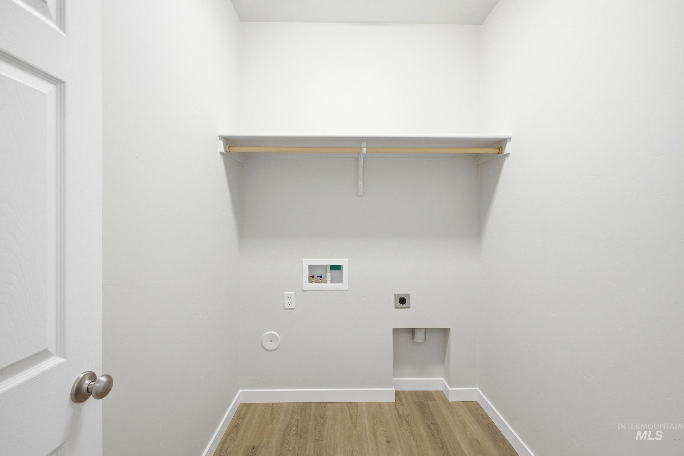 1770 Dyer St Property Photo 18