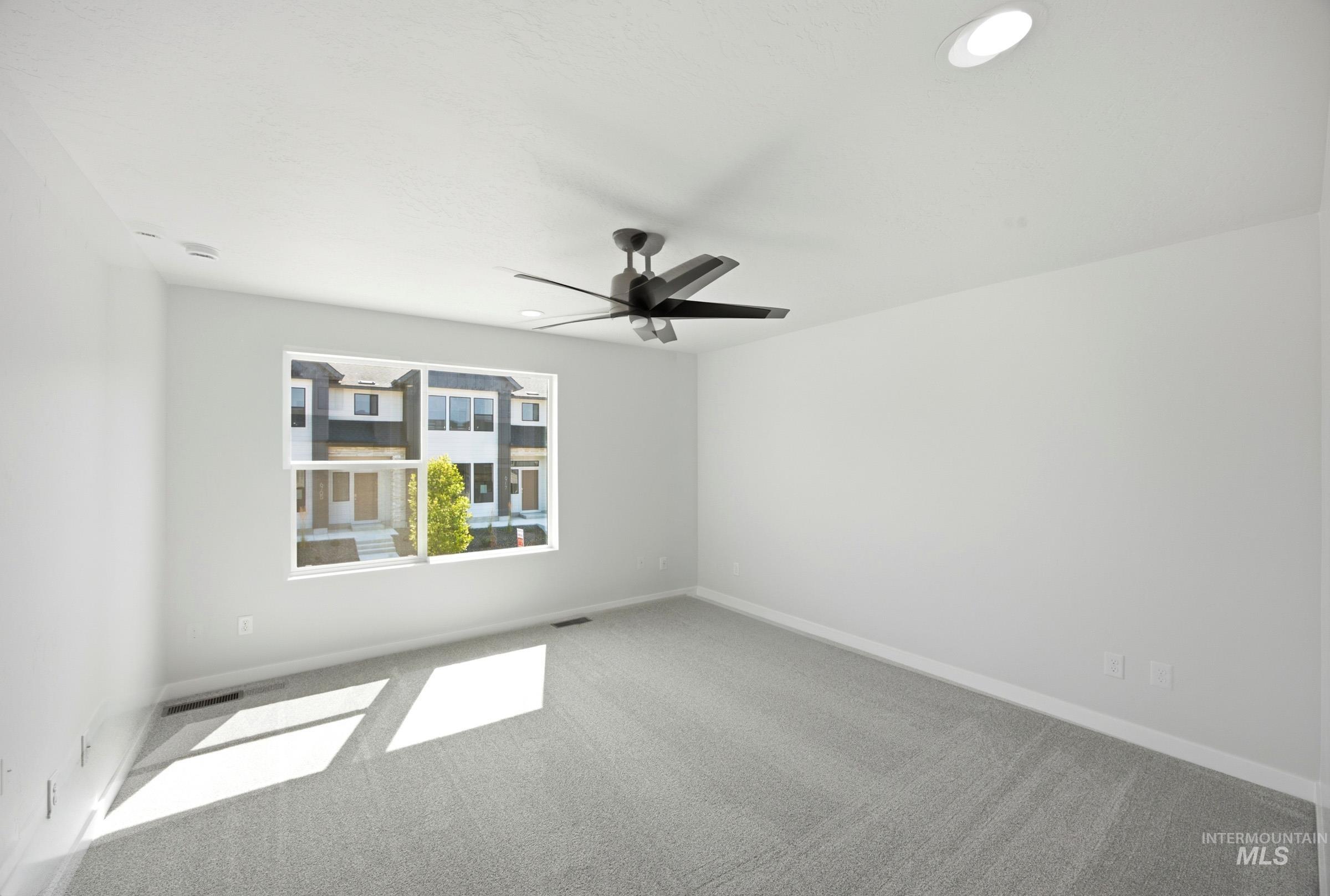 6704 S Arista Ave Property Photo 12