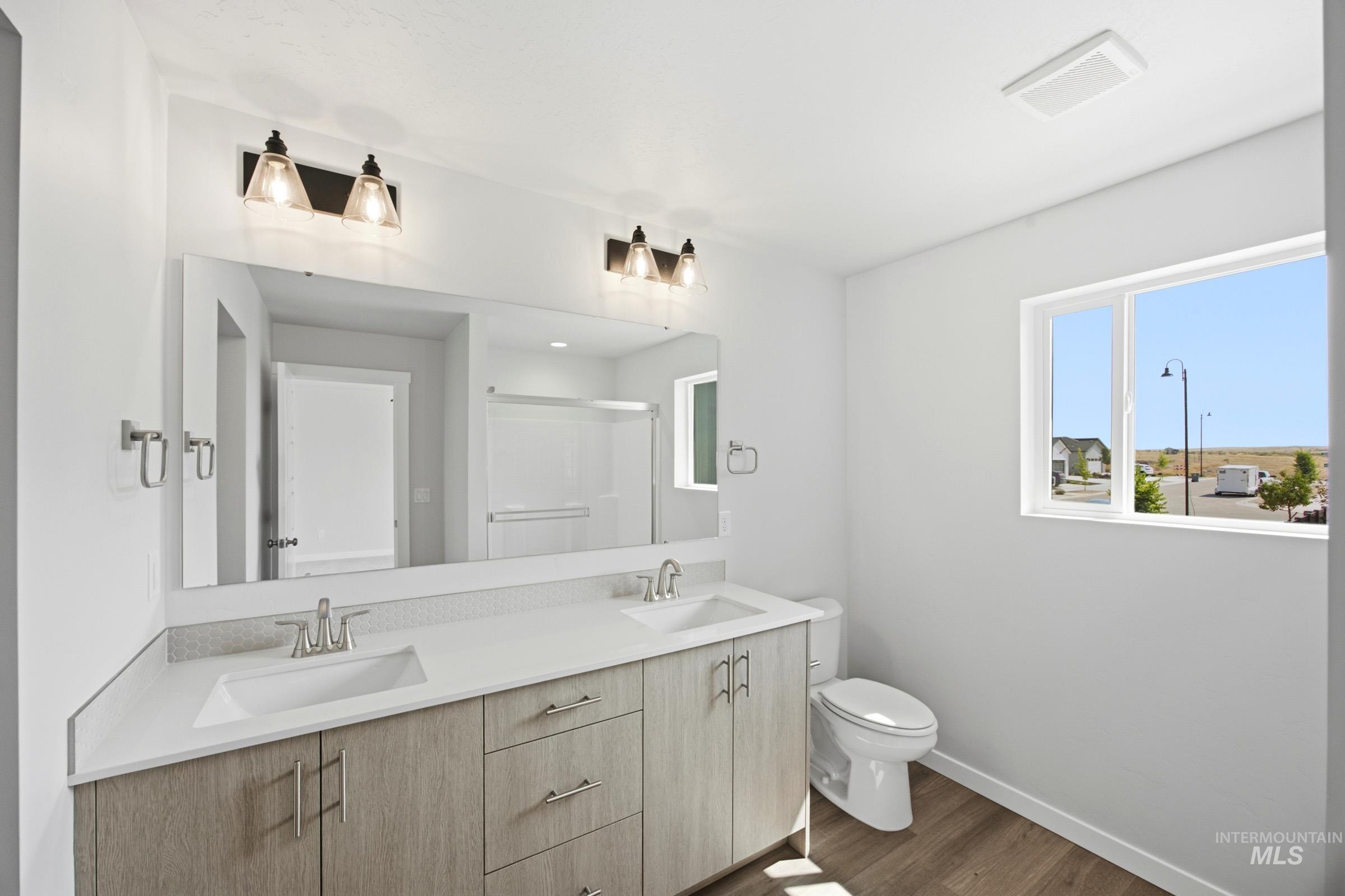 6704 S Arista Ave Property Photo 15