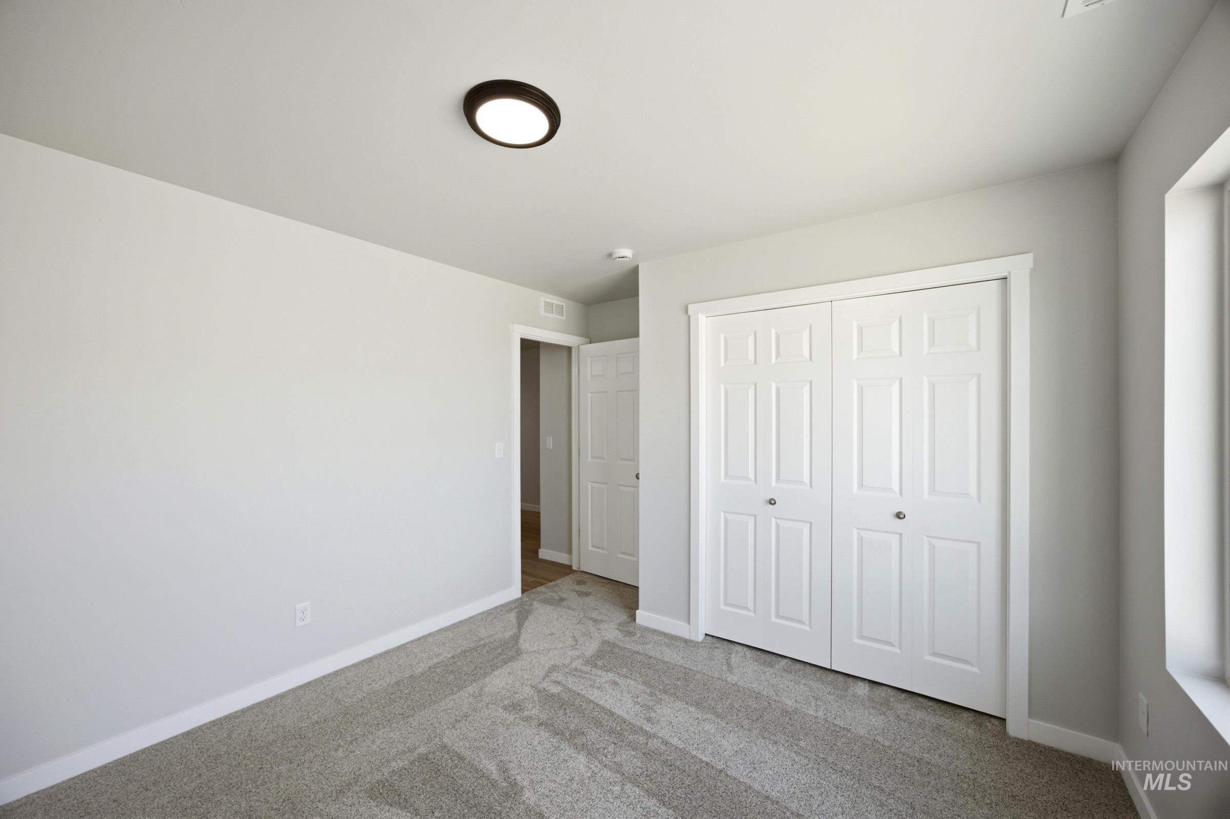 2356 W Red Jasper Dr Property Photo 11