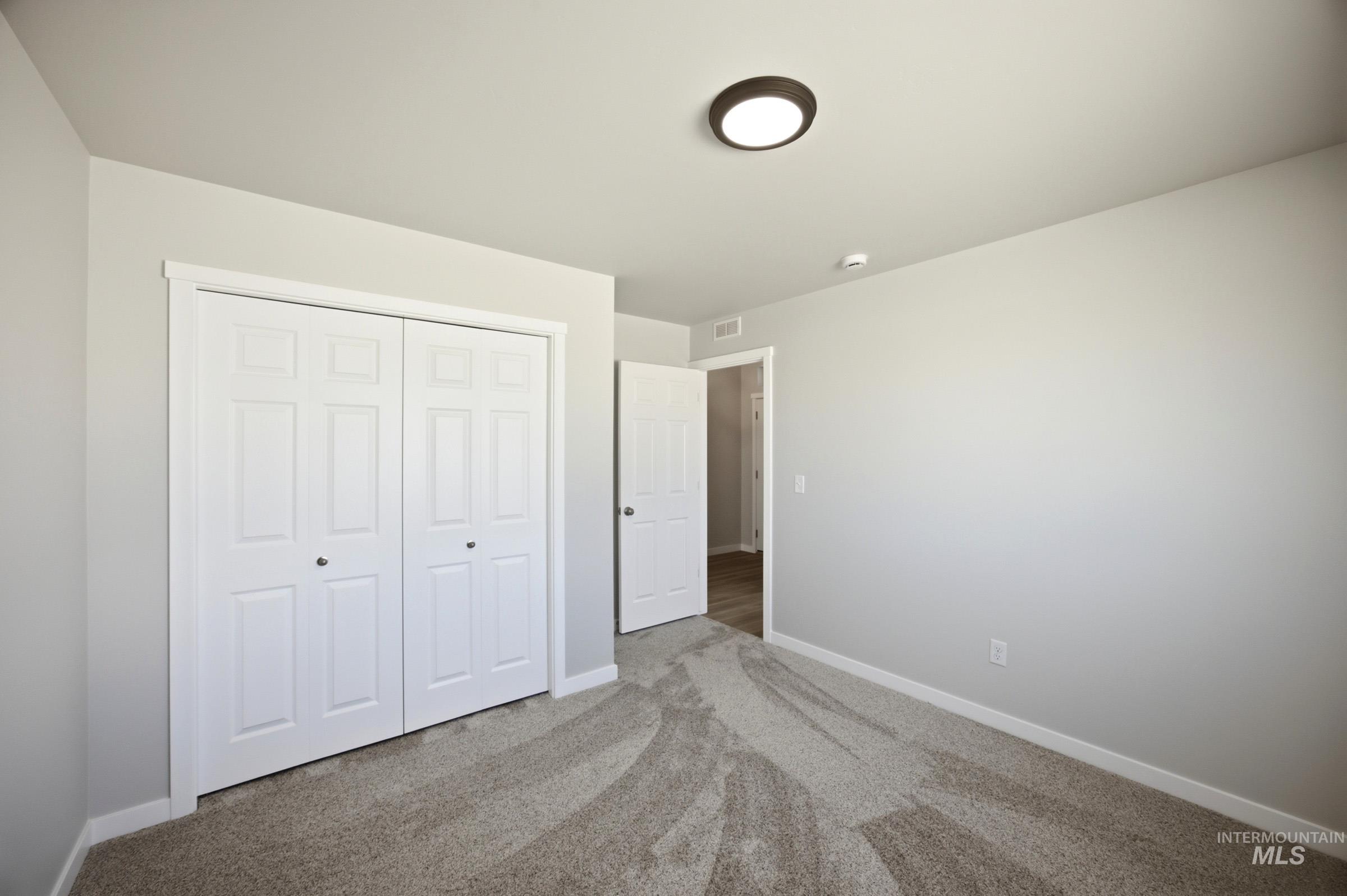2356 W Red Jasper Dr Property Photo 14