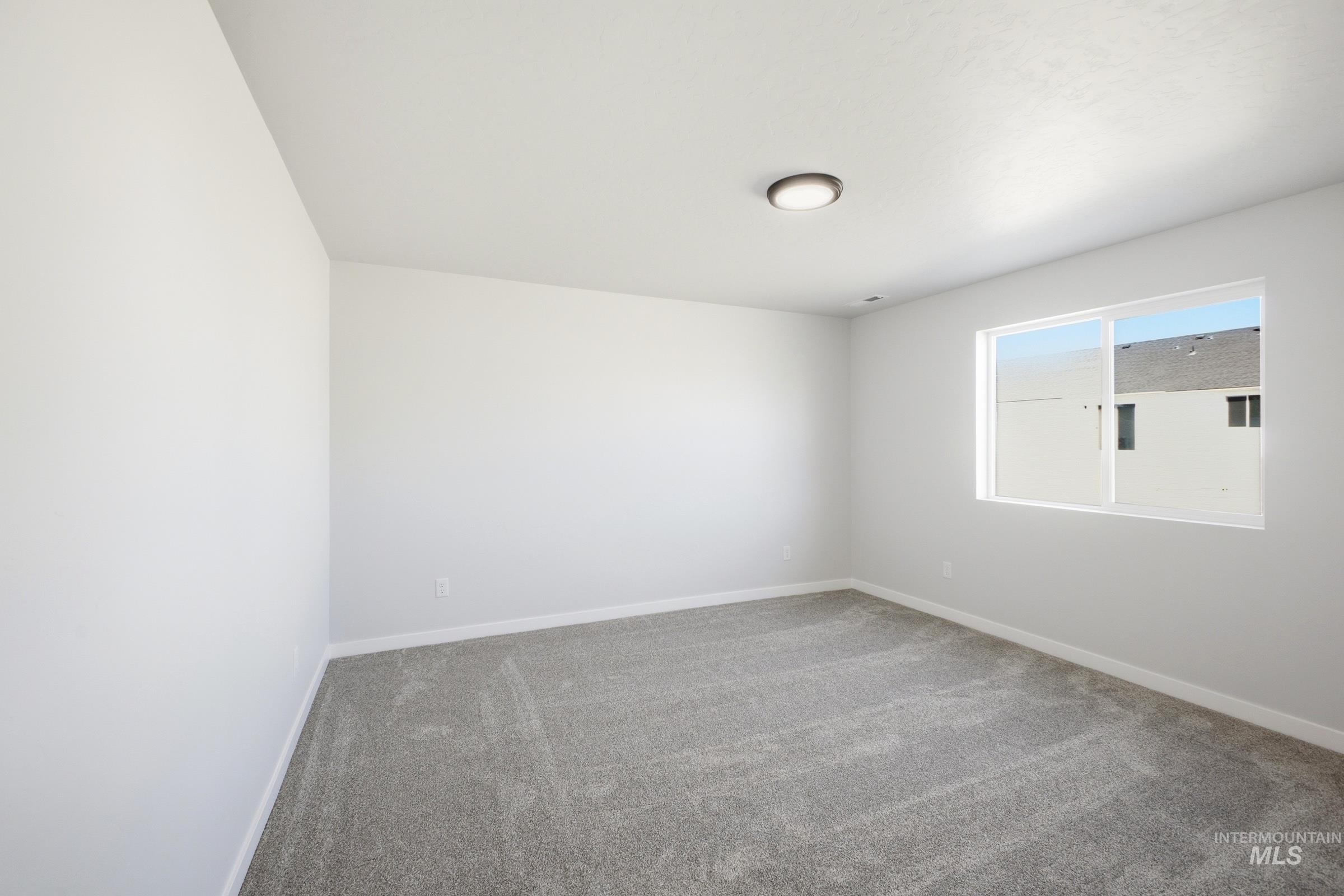 2282 W Tar Sands Dr Property Photo 15