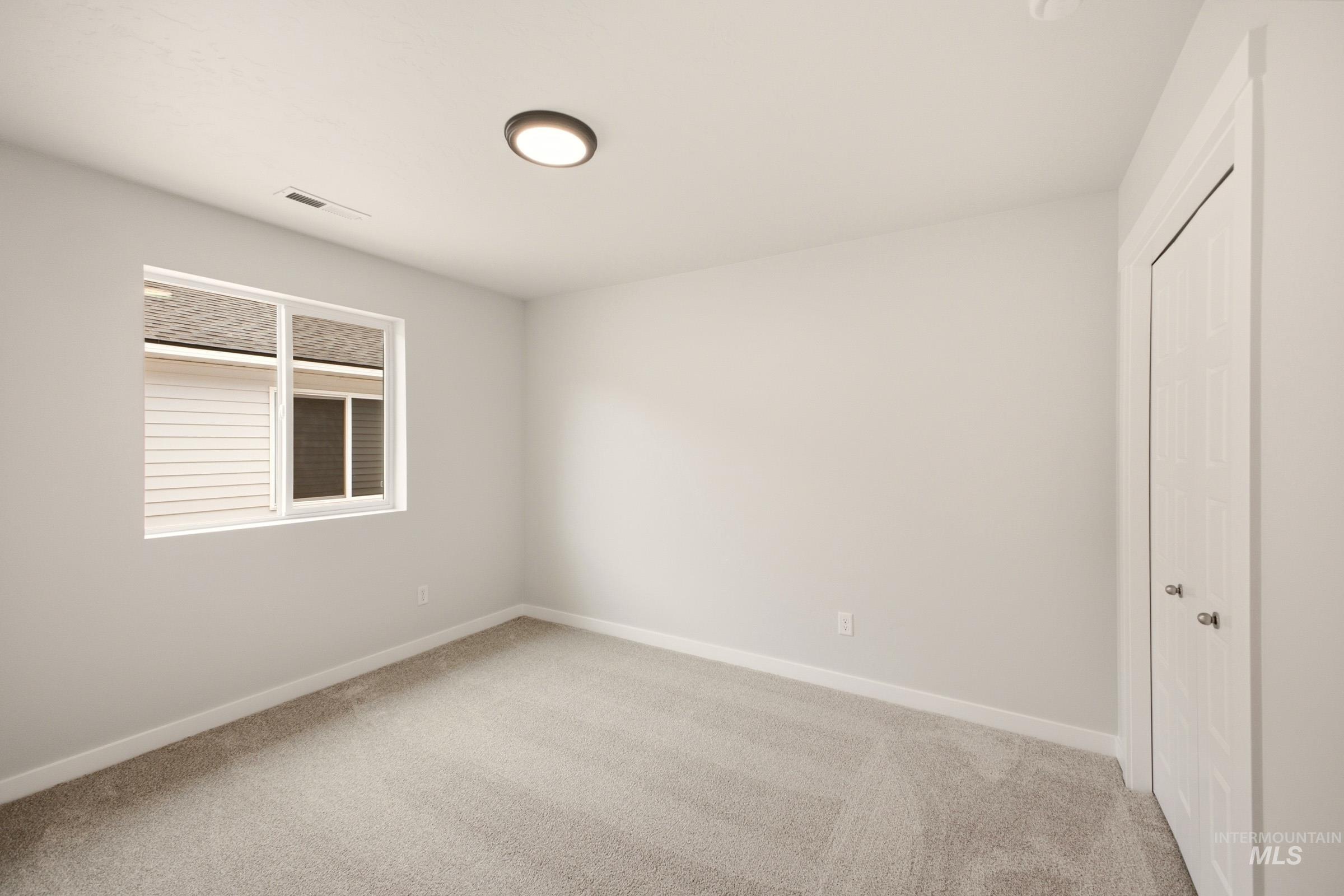 2304 W Tar Sands Dr Property Photo 15