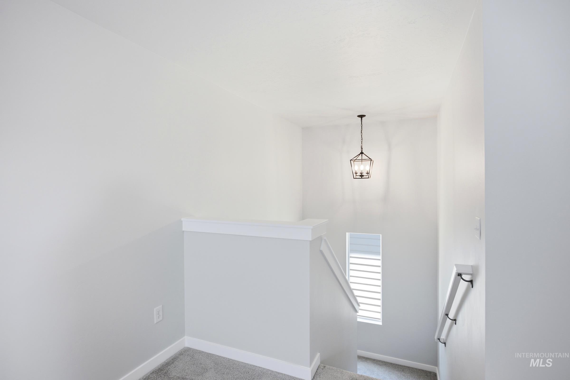 1282 N Coltsfoot Ave Property Photo 13