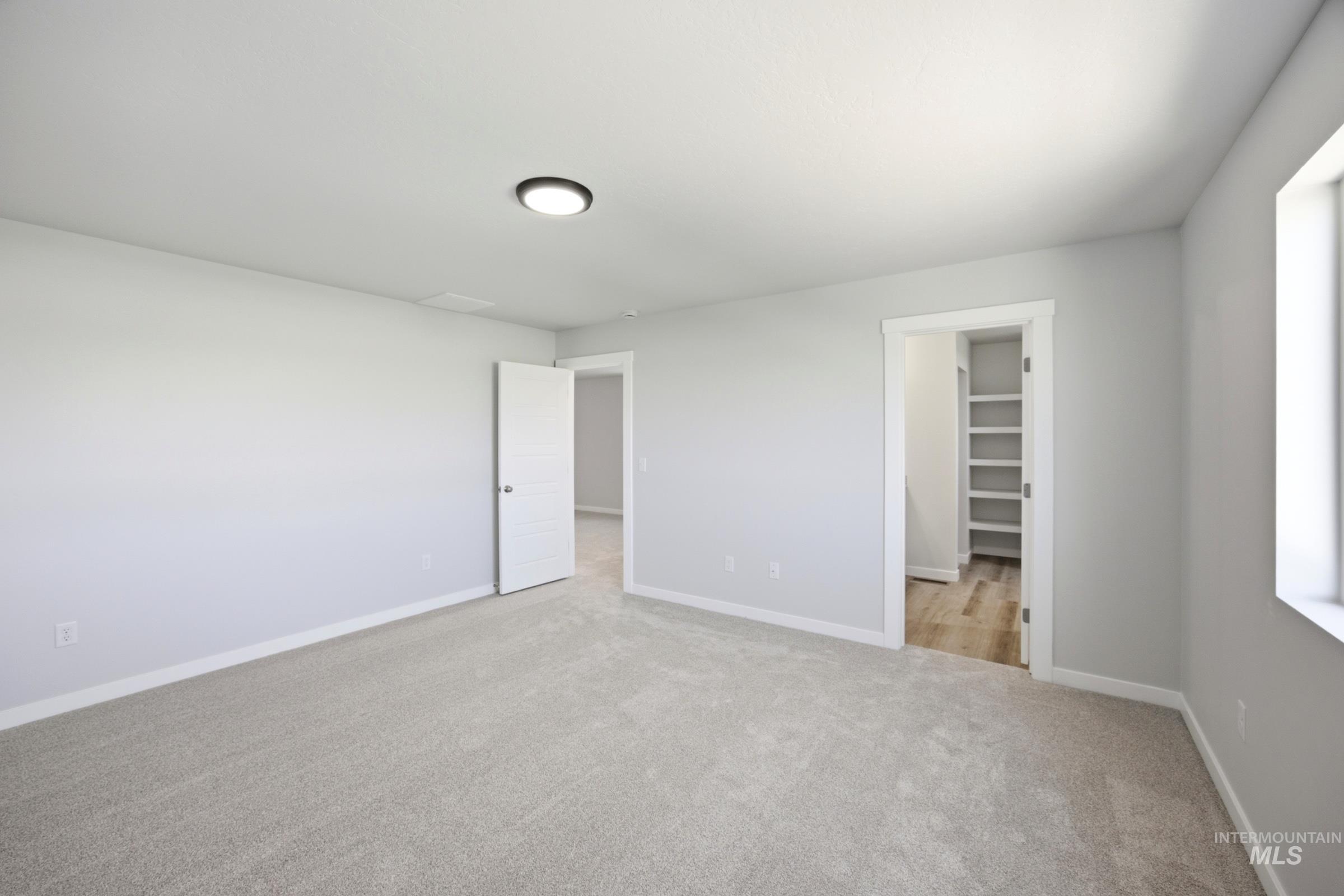 1282 N Coltsfoot Ave Property Photo 24