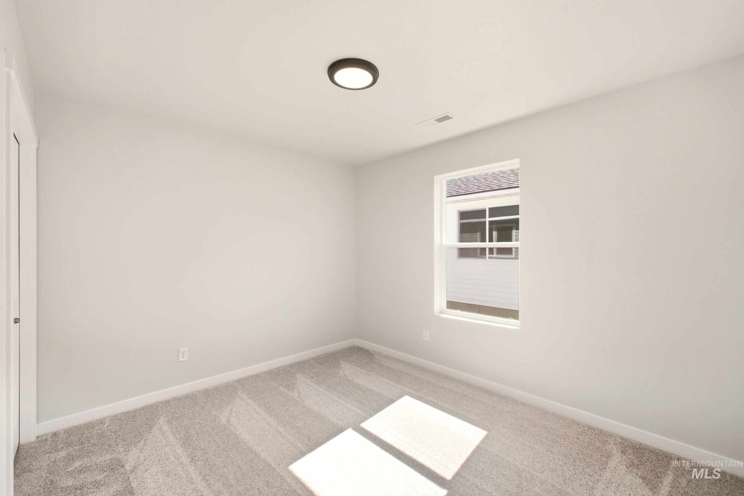 264 N Tideberry Ave Property Photo 13