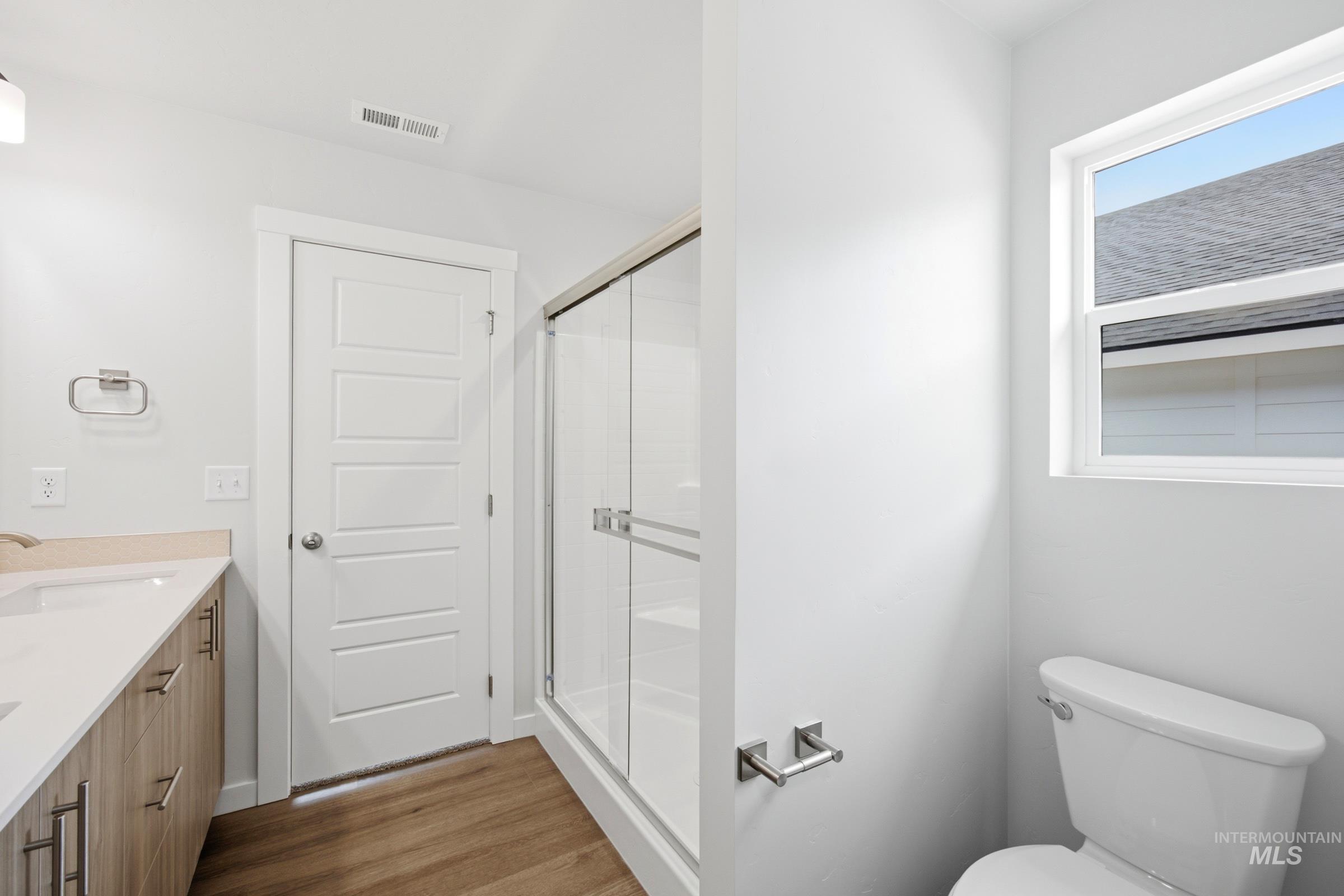 6842 S Lumberton Way Property Photo 13