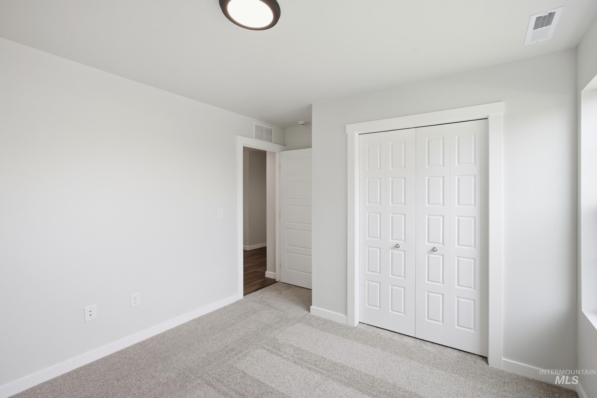 6842 S Lumberton Way Property Photo 19