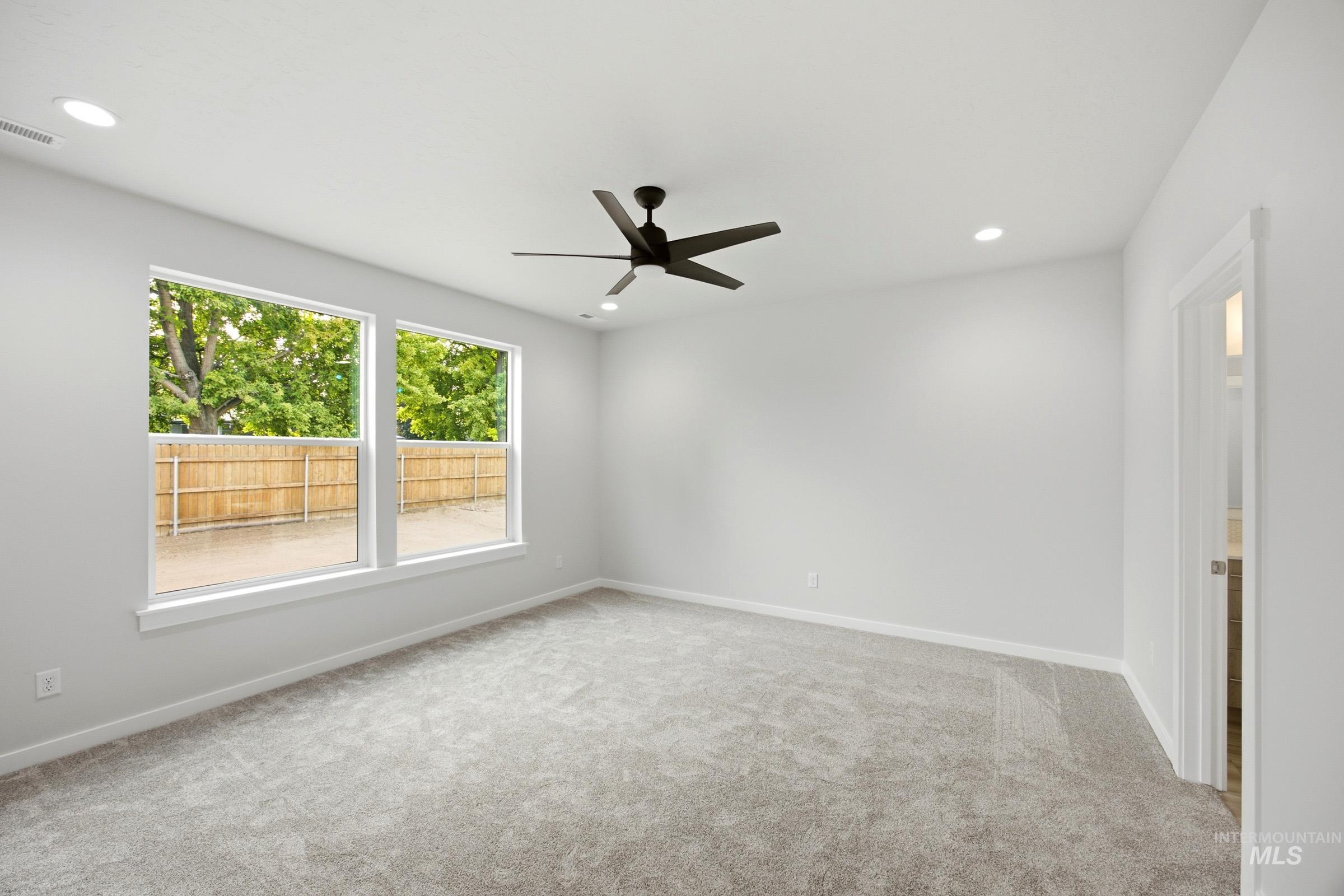 1027 E Crab Springs St Property Photo 23