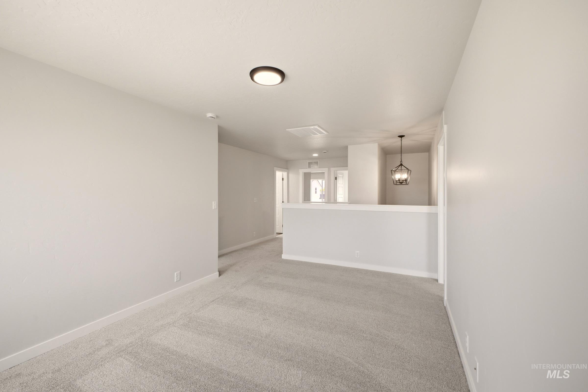 5319 S Edgecomb Way Property Photo 15