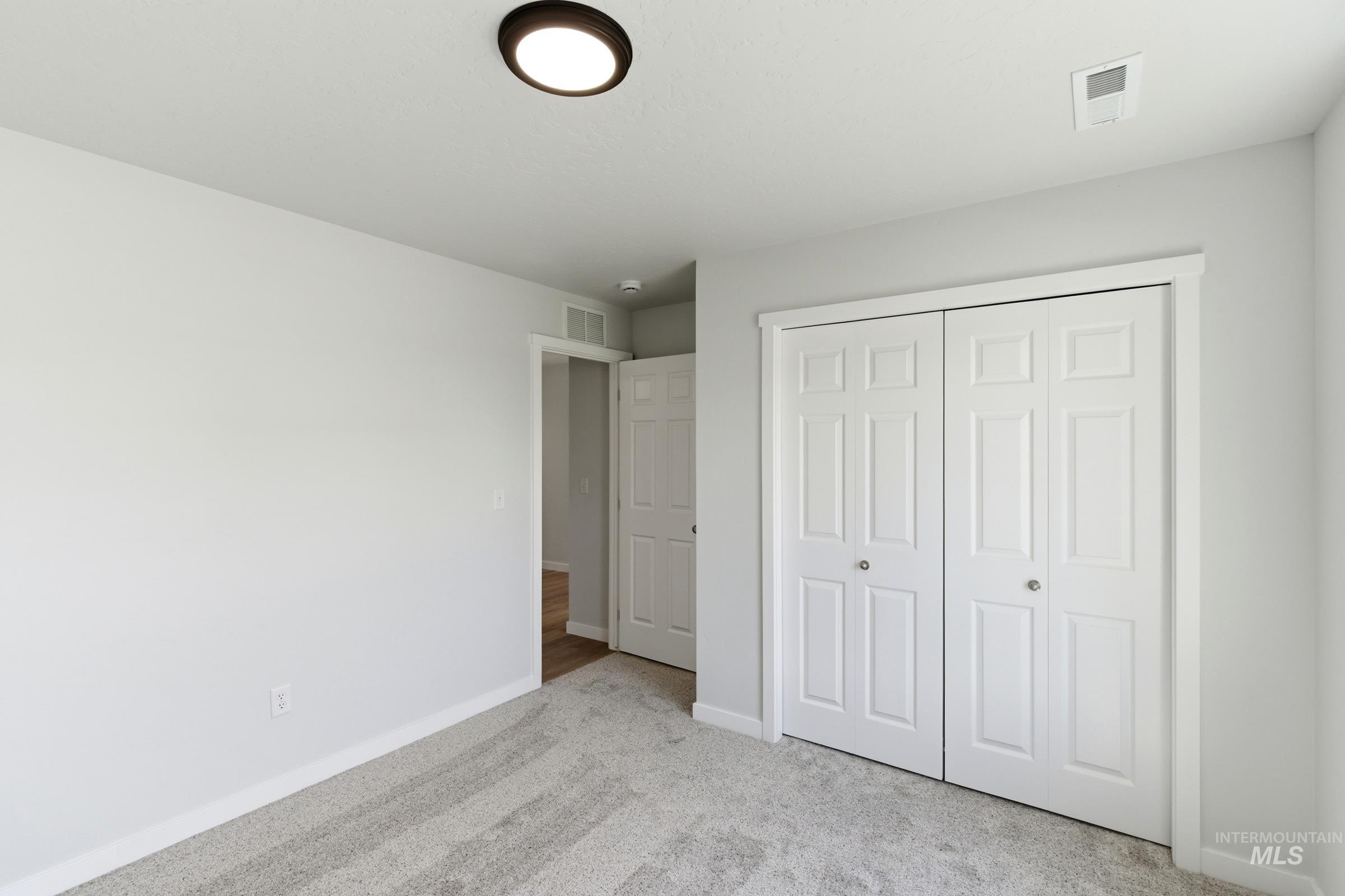 4504 S Amsterdam Ave Property Photo 11