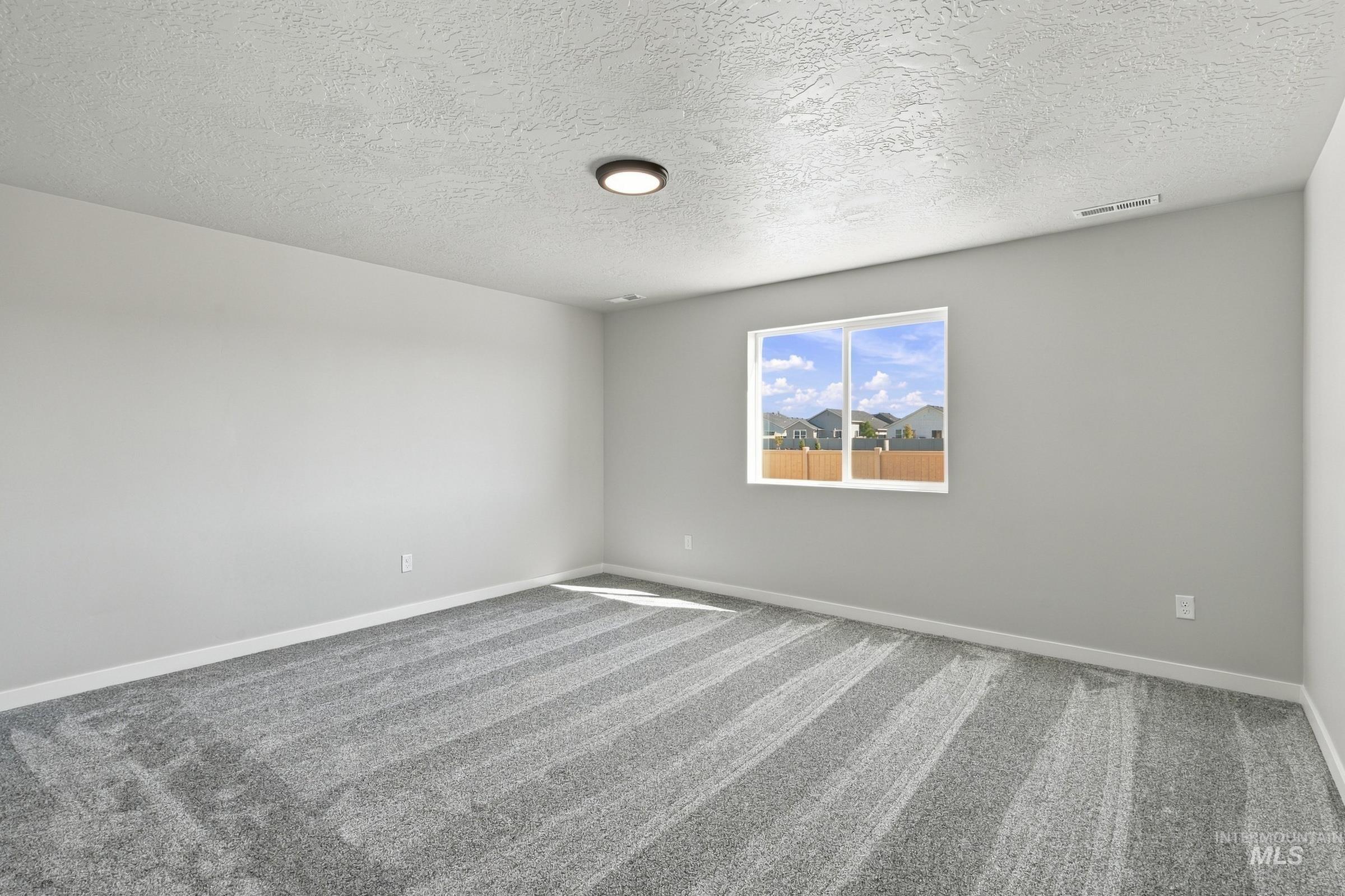 4504 S Amsterdam Ave Property Photo 18