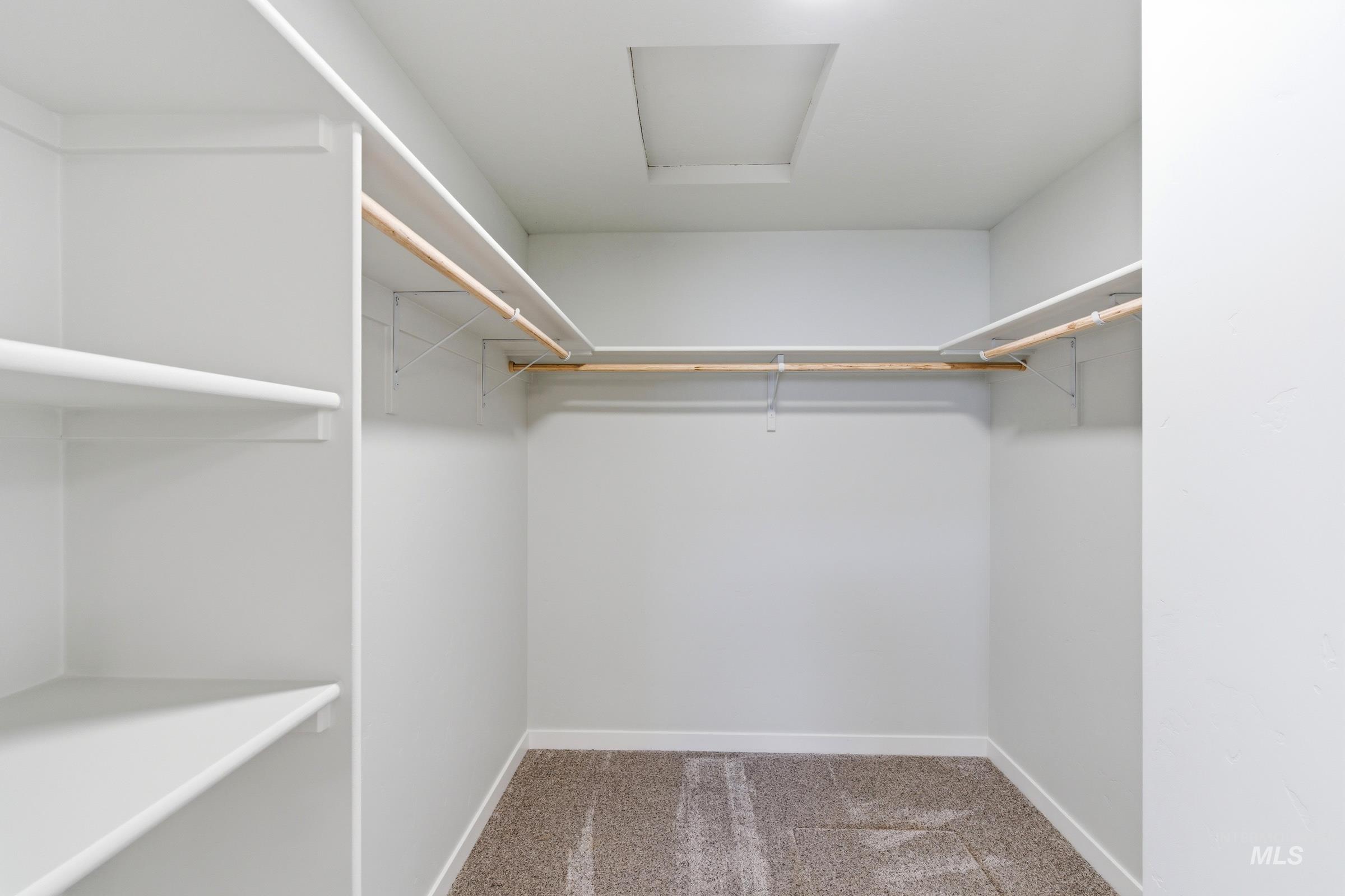 4504 S Amsterdam Ave Property Photo 20