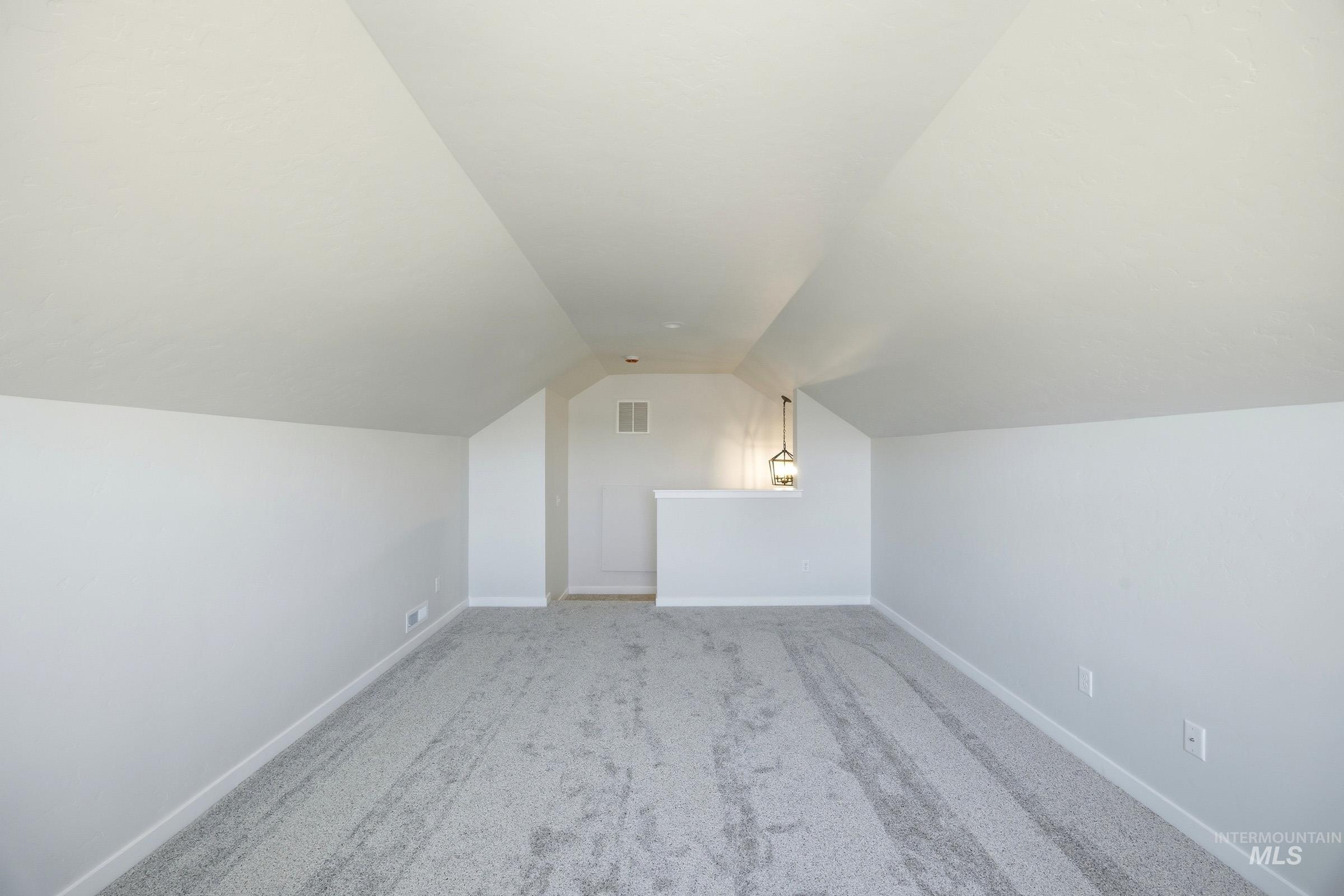 16944 Churn Ave Property Photo 22