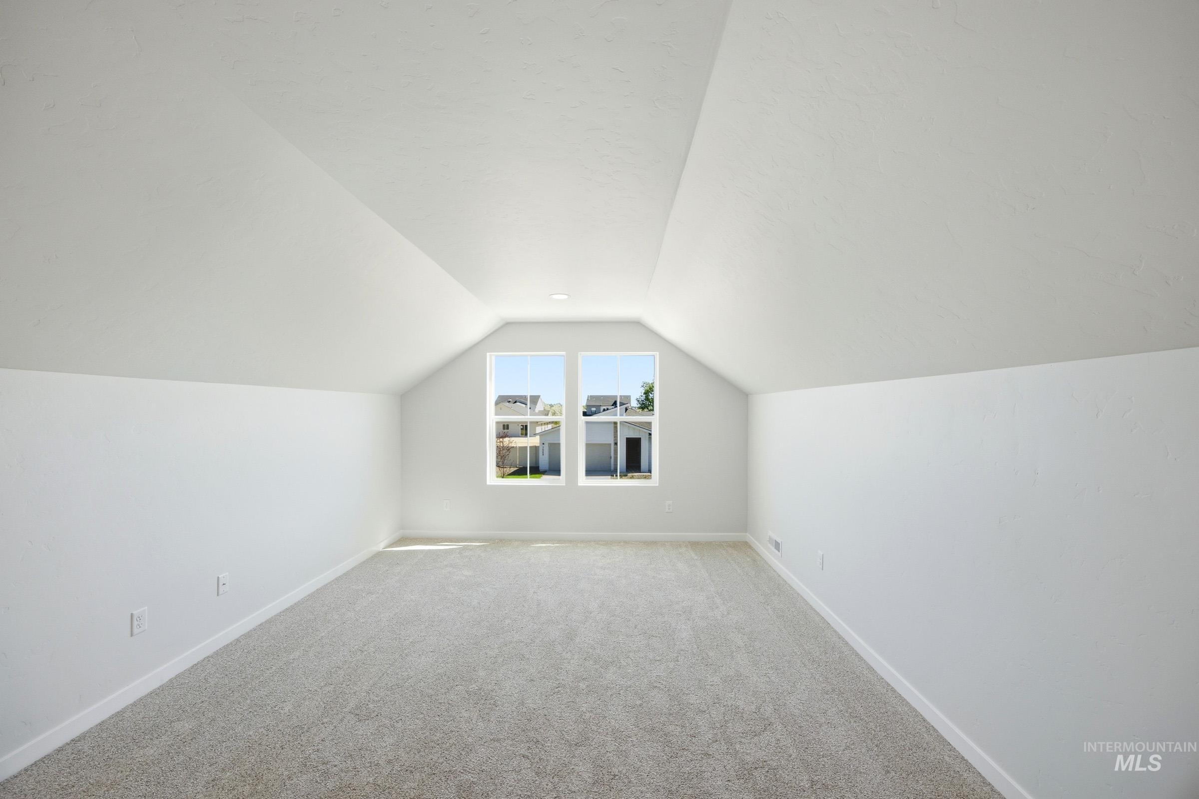 16944 Churn Ave Property Photo 23