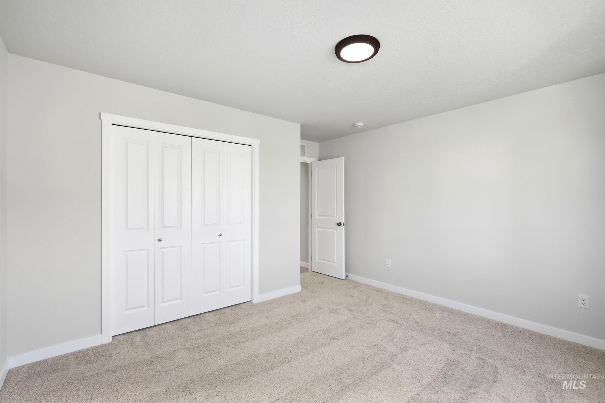 4540 S Amsterdam Ave Property Photo 11