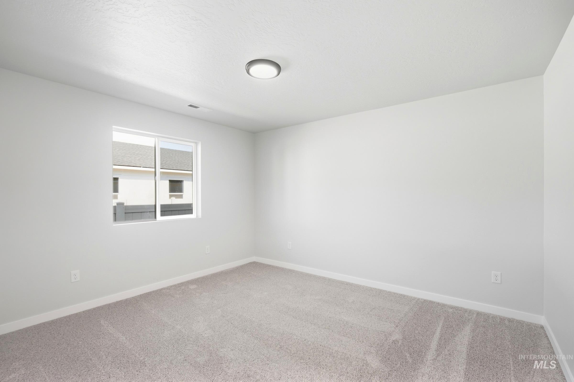 4540 S Amsterdam Ave Property Photo 12