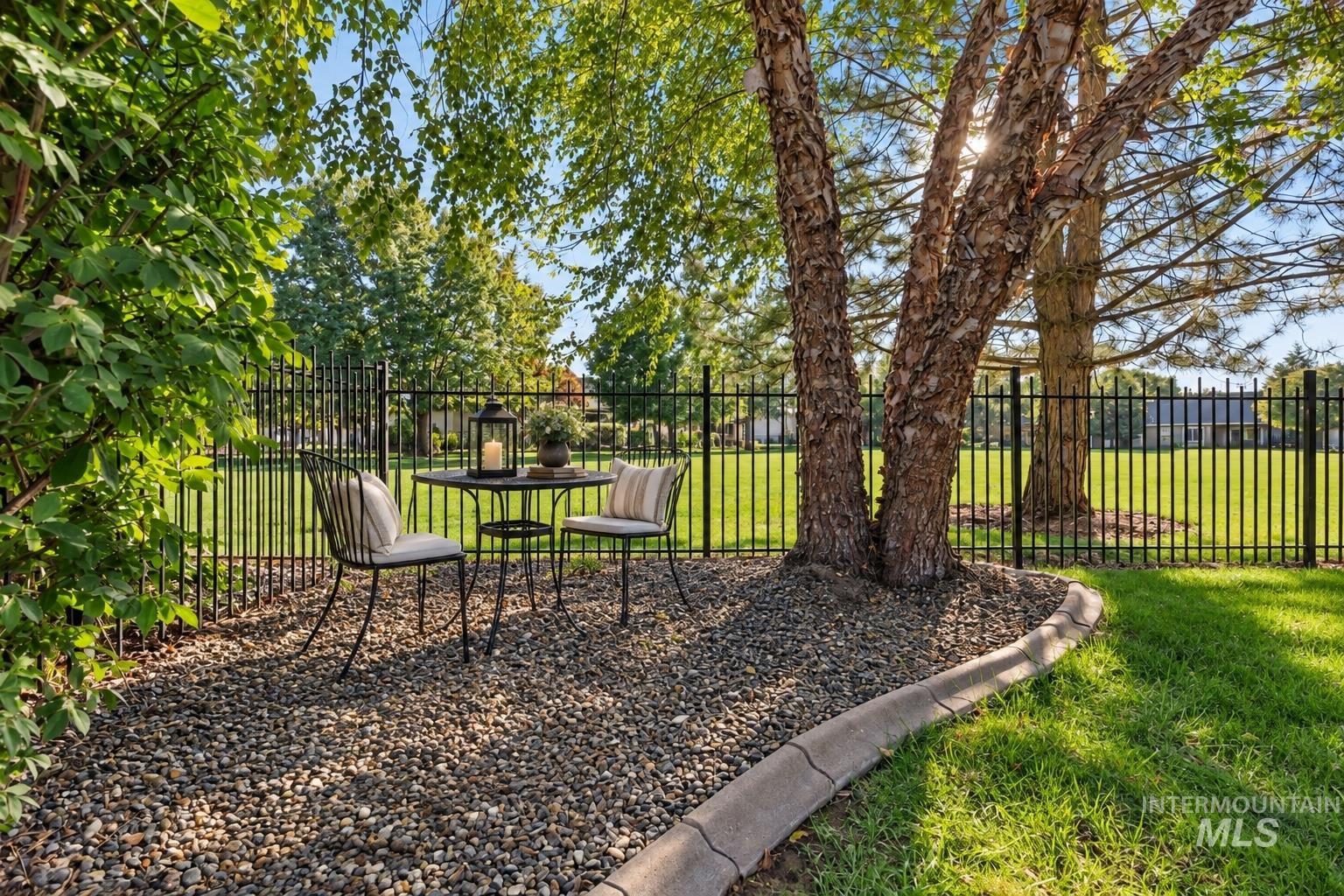 2179 E Trail Blazer Property Photo 32