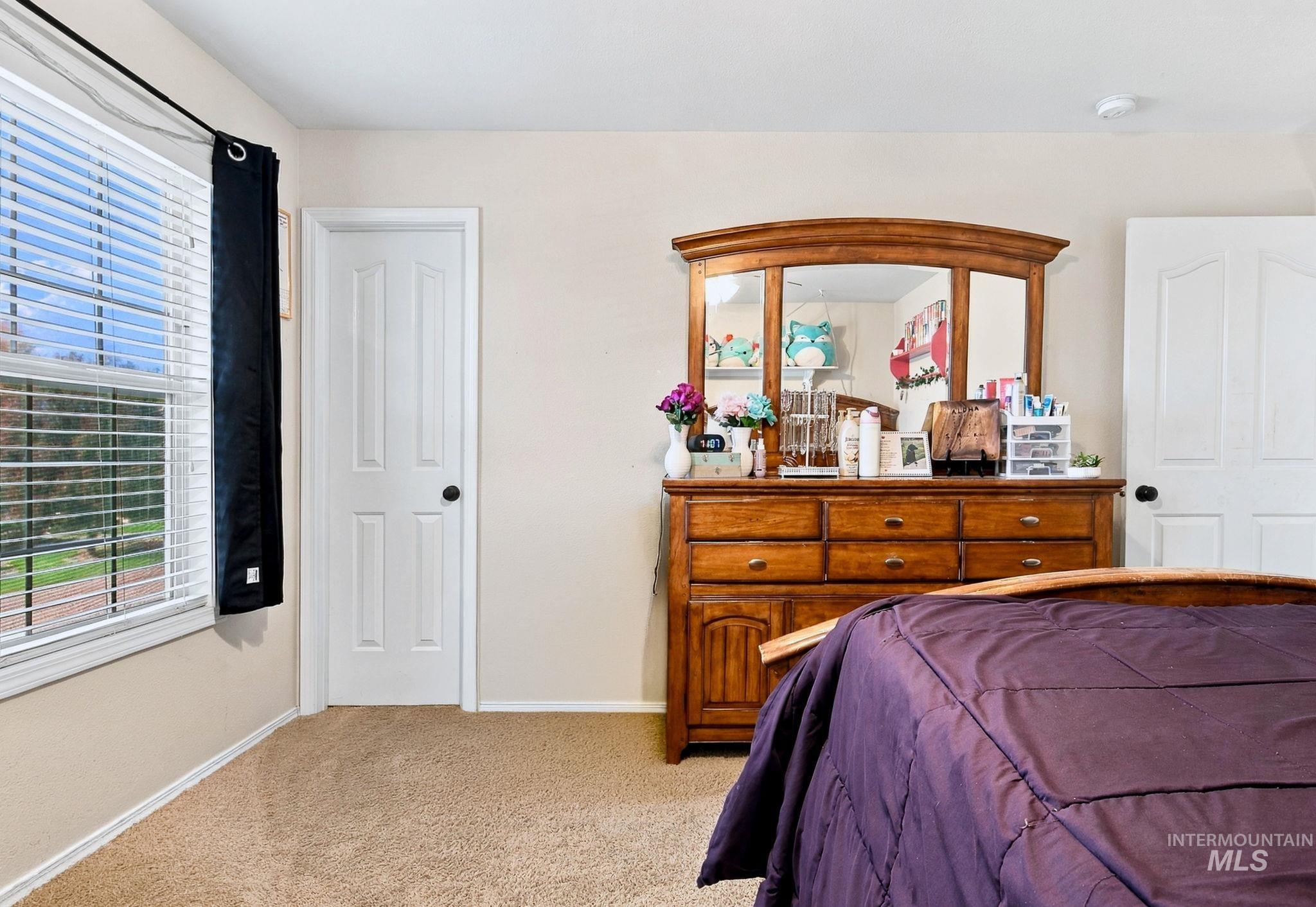 794 E Martinique Dr Property Photo 41