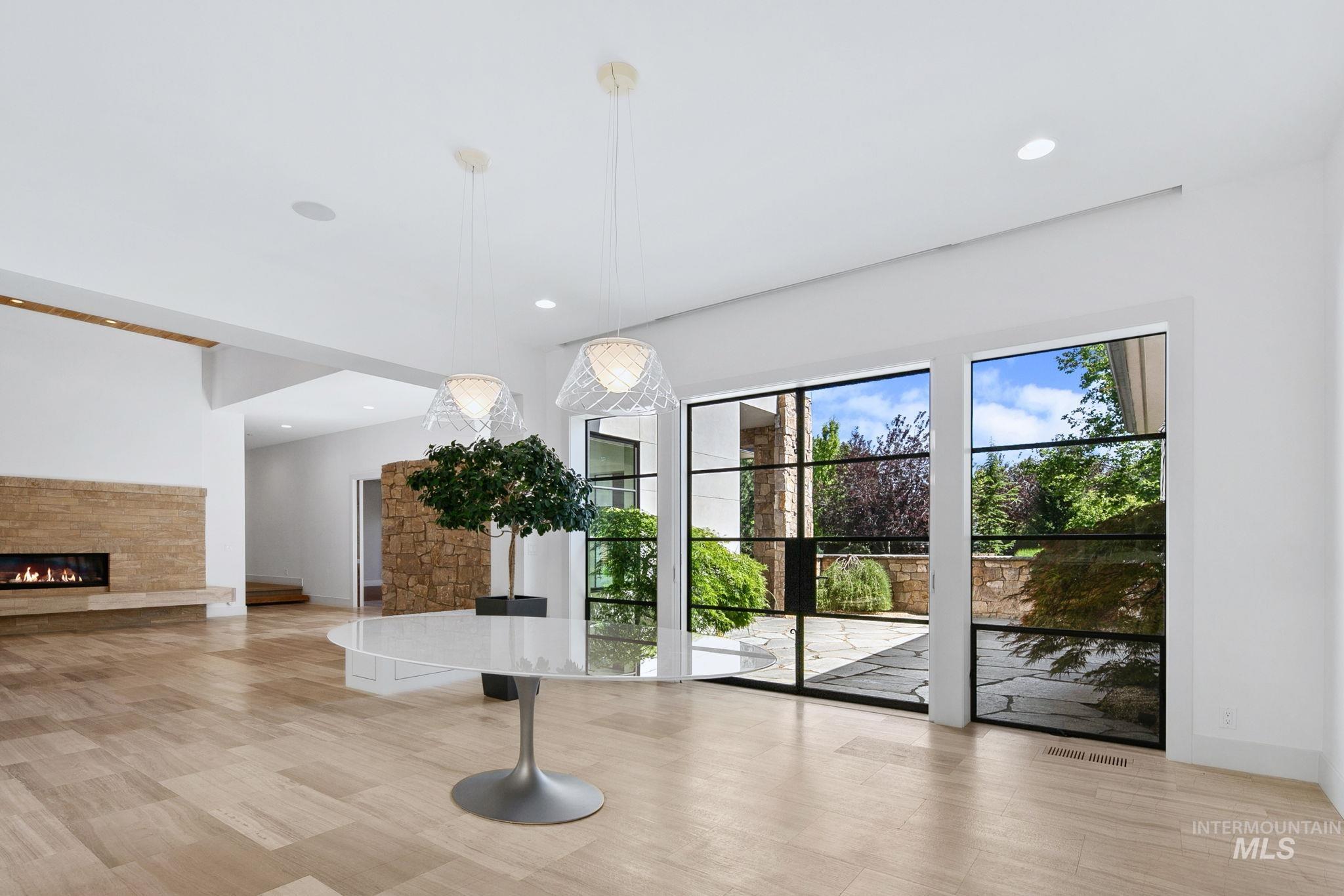 2020 E Barclay Property Photo 10