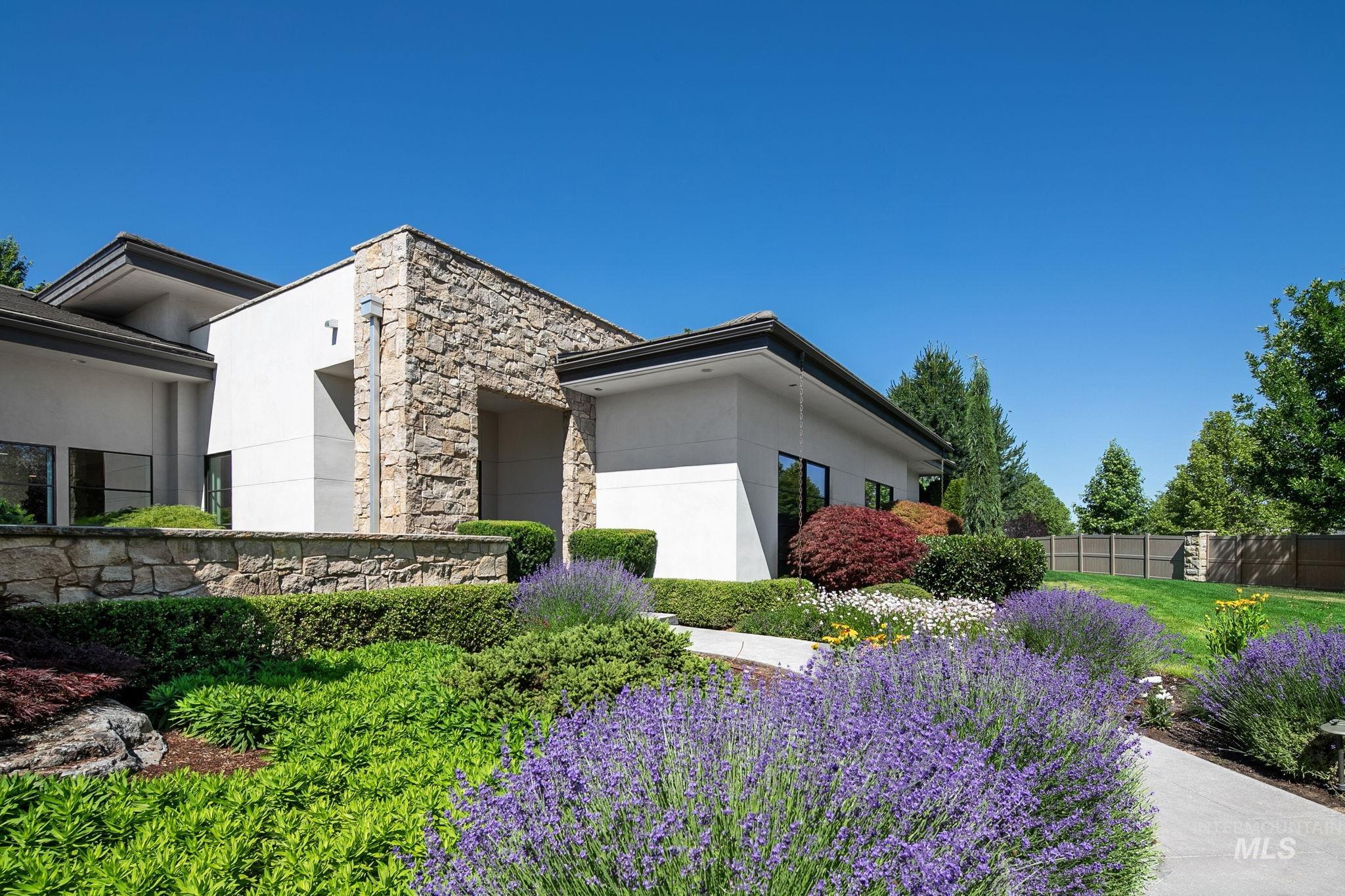 2020 E Barclay Property Photo 37