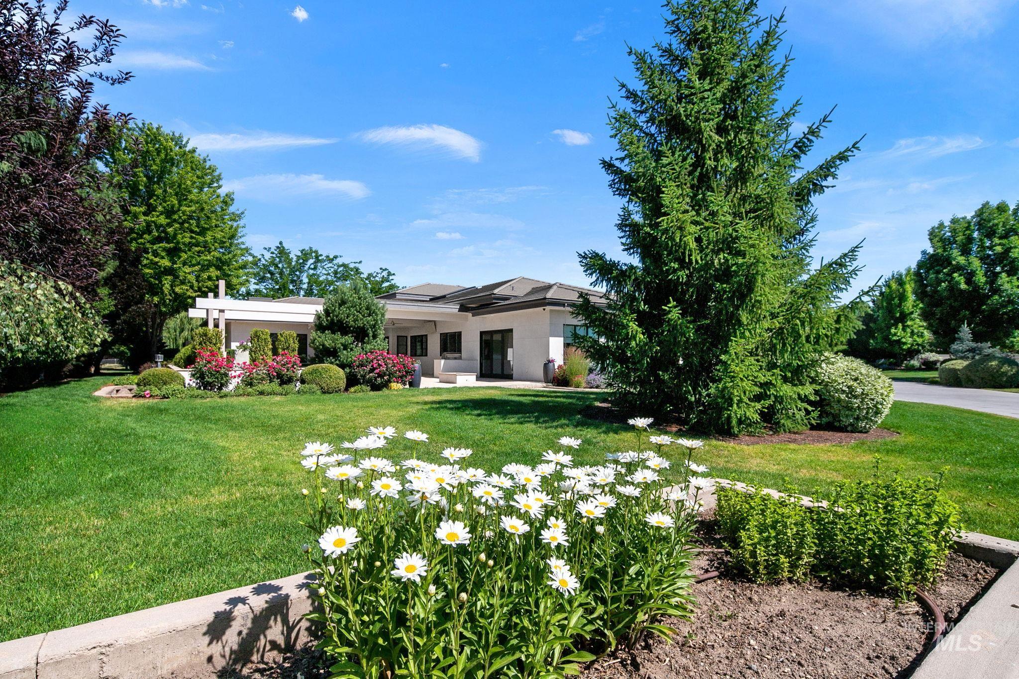 2020 E Barclay Property Photo 39
