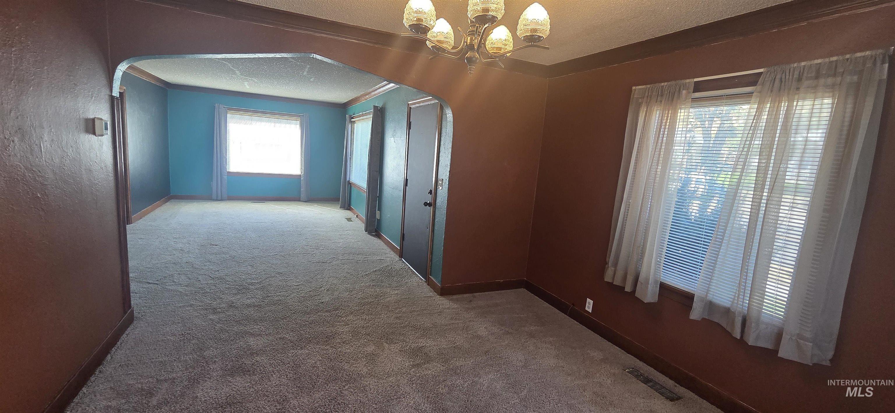 1490 Main Property Photo 8