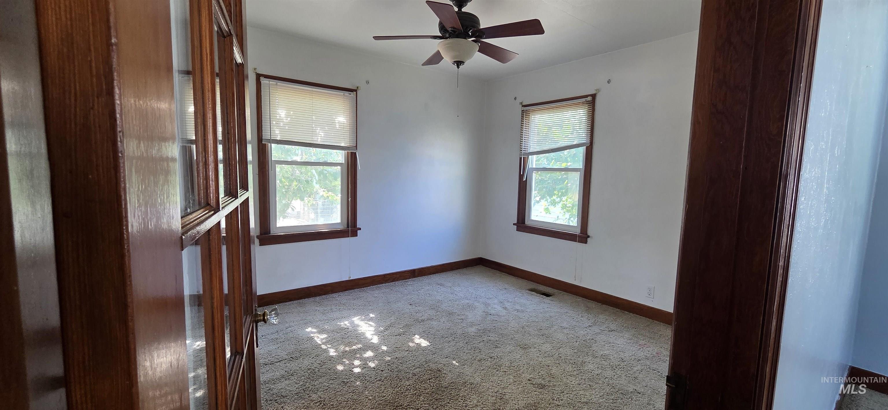1490 Main Property Photo 17