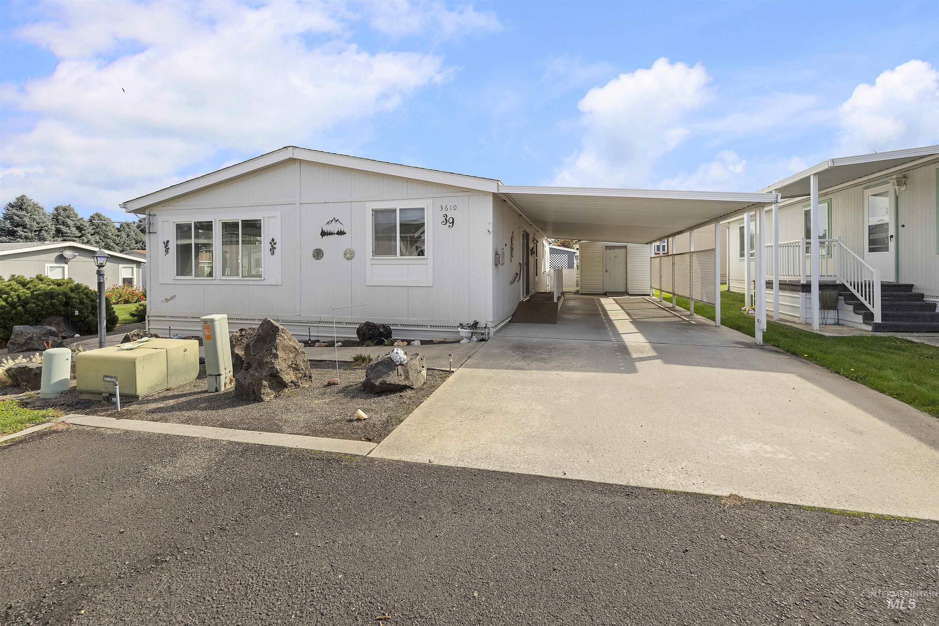 3610 15th Street Property Photo 2