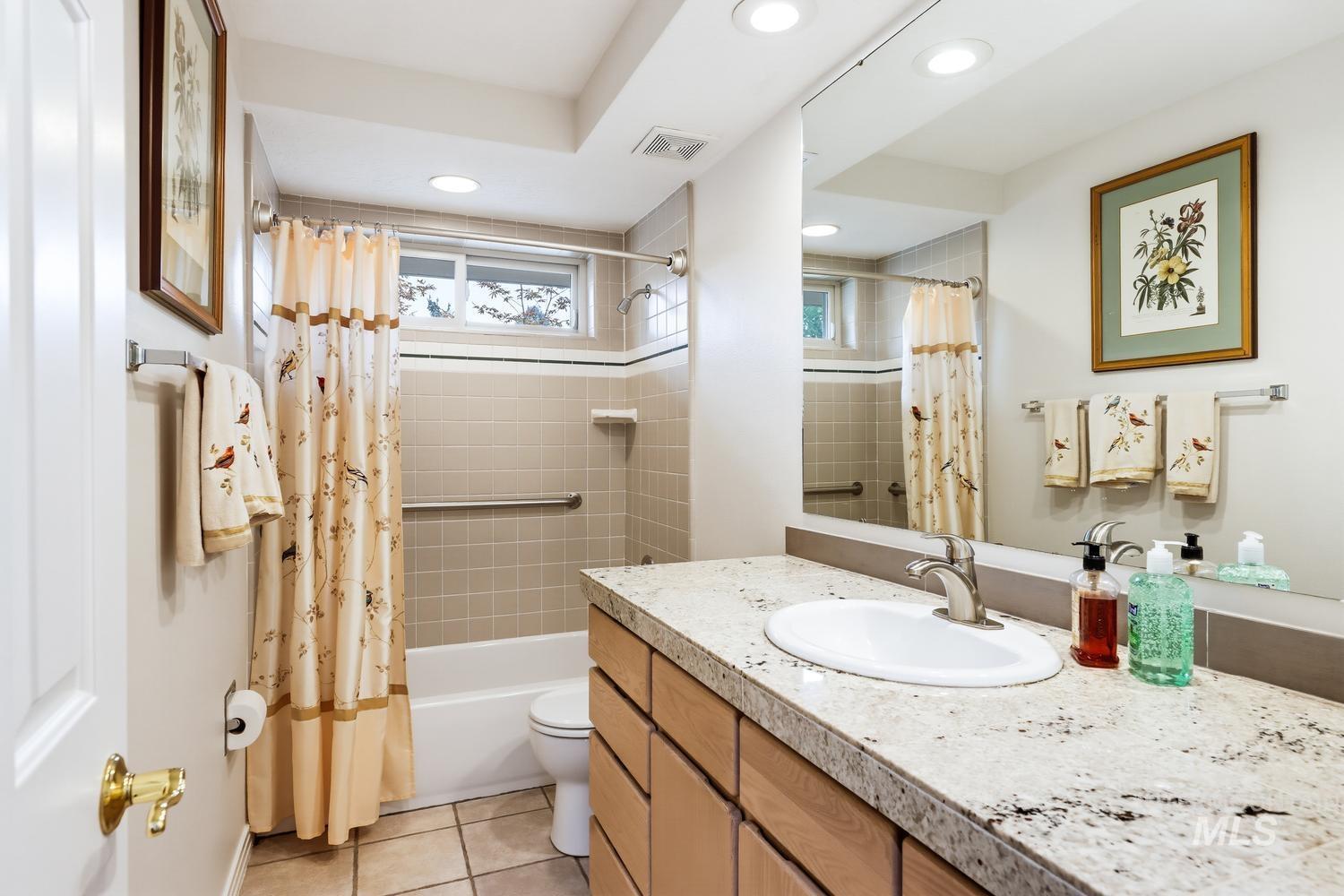 4854 Lakeview Place Property Photo 30
