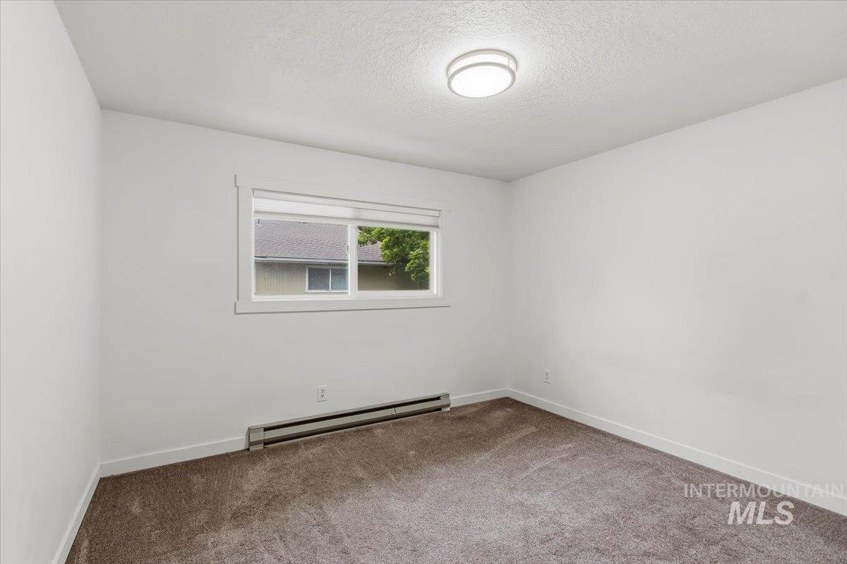 759 Meadows Dr #3 Property Photo 15