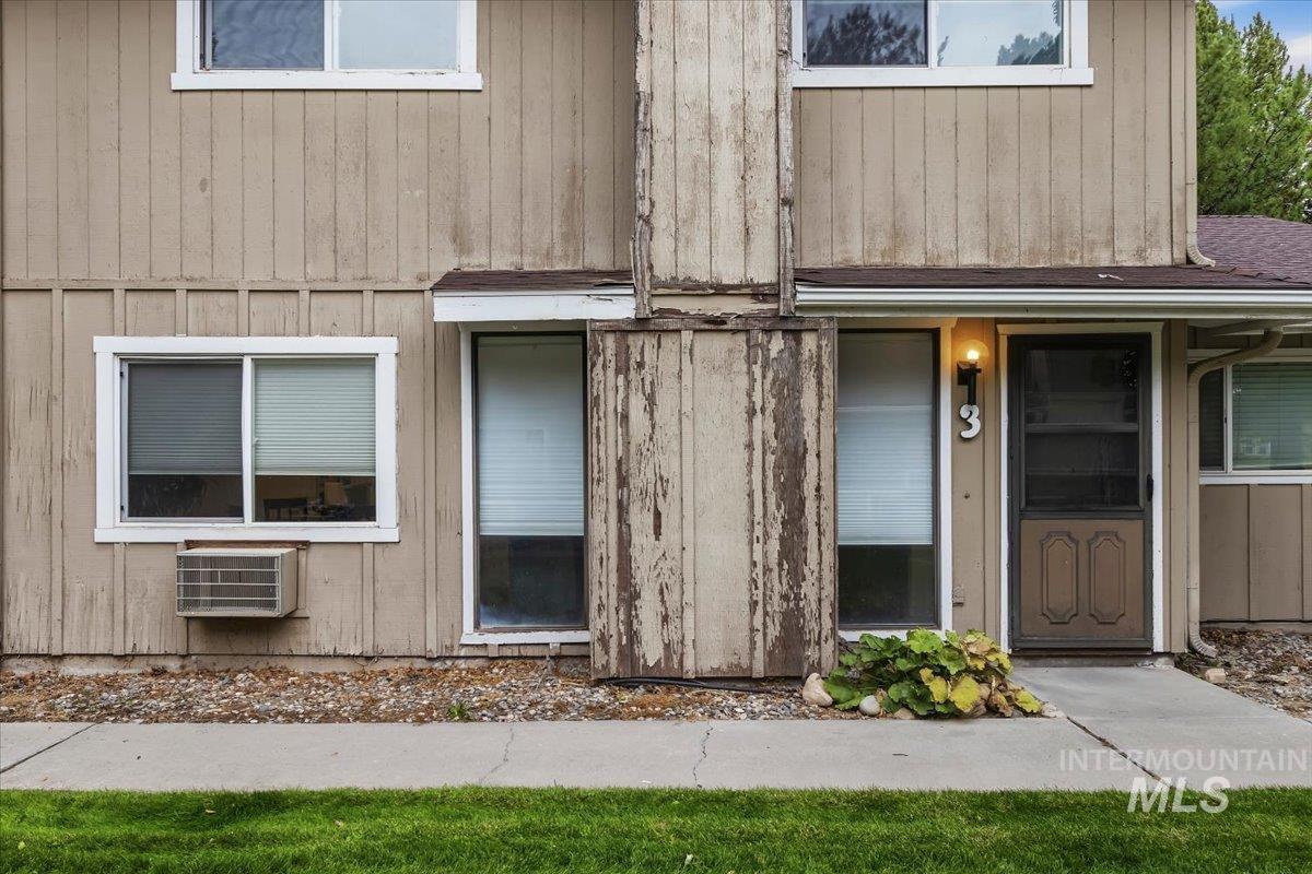 759 Meadows Dr #3 Property Photo 17