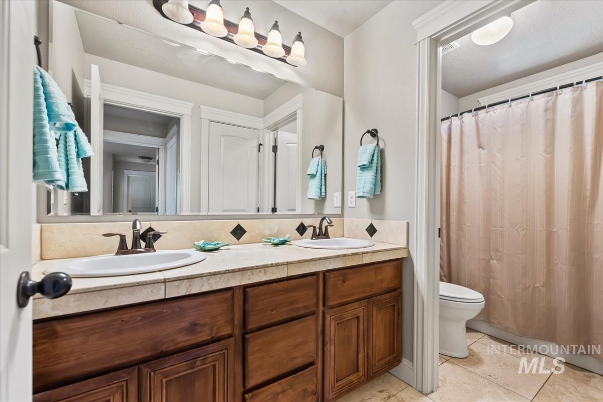 5897 N Maximus Way Property Photo 34