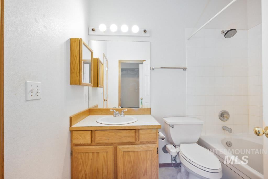 306 Gambels Lane Property Photo 24