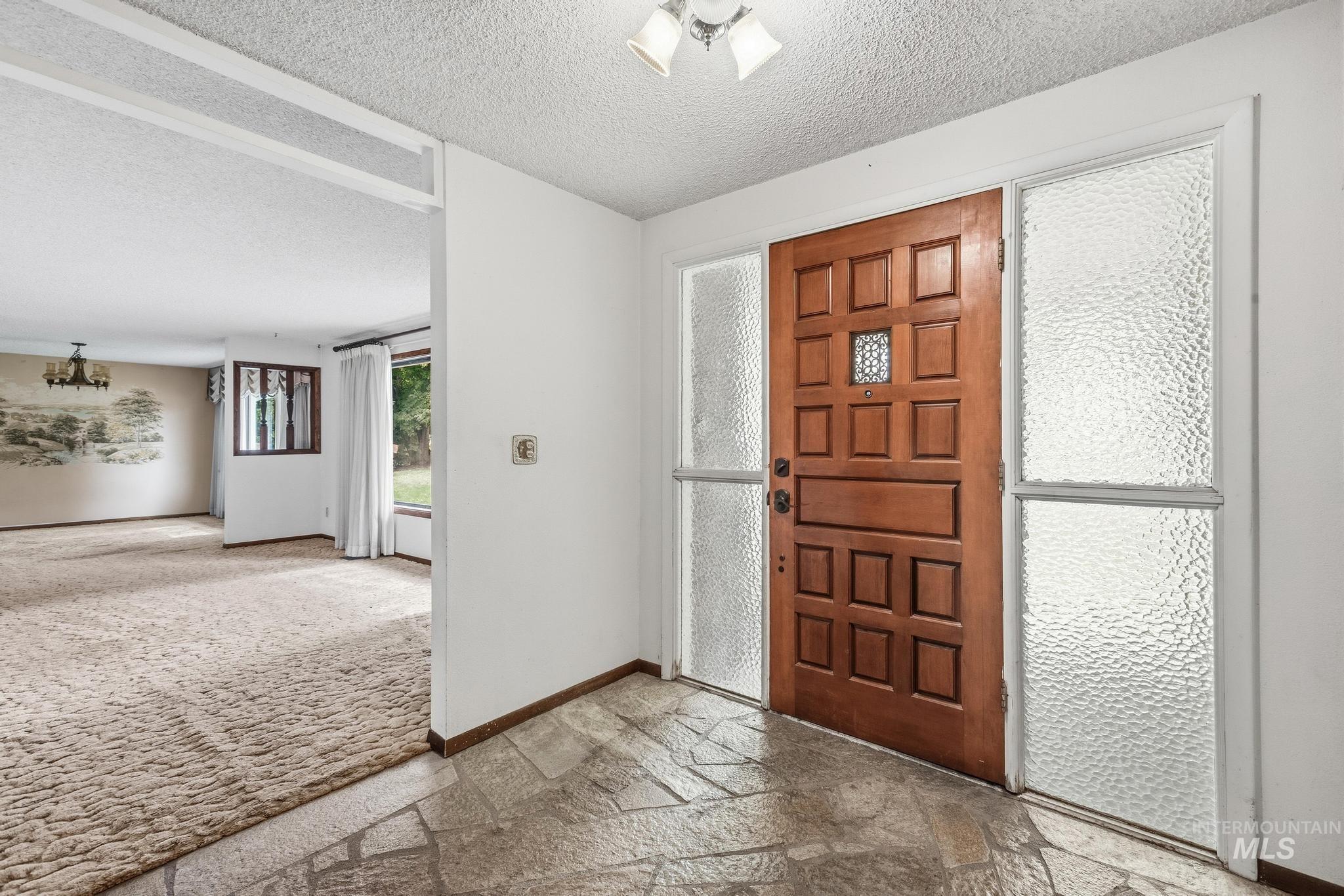 212 Hilldrop St Property Photo 2